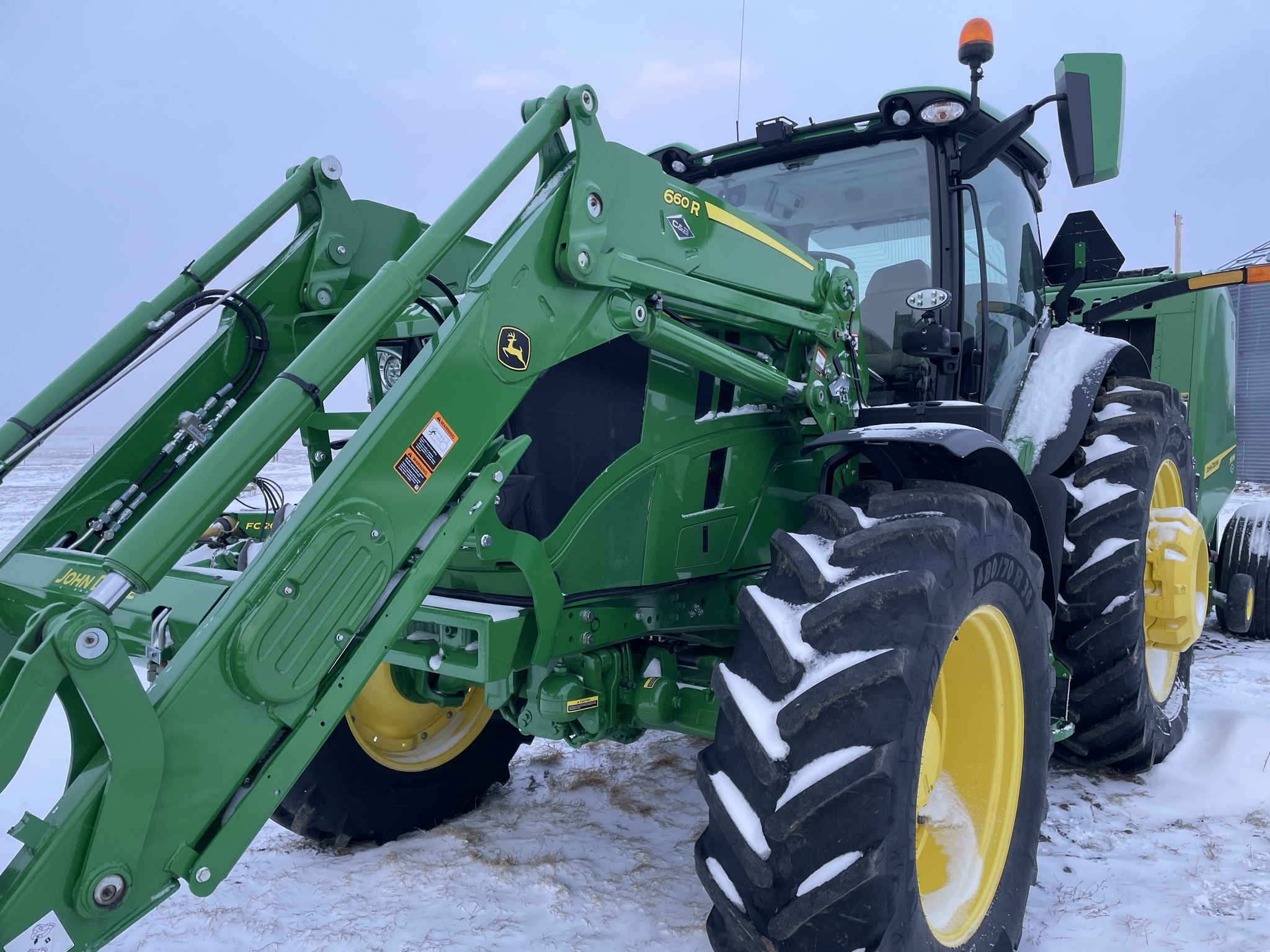 2025 John Deere 6R 195 Tractor