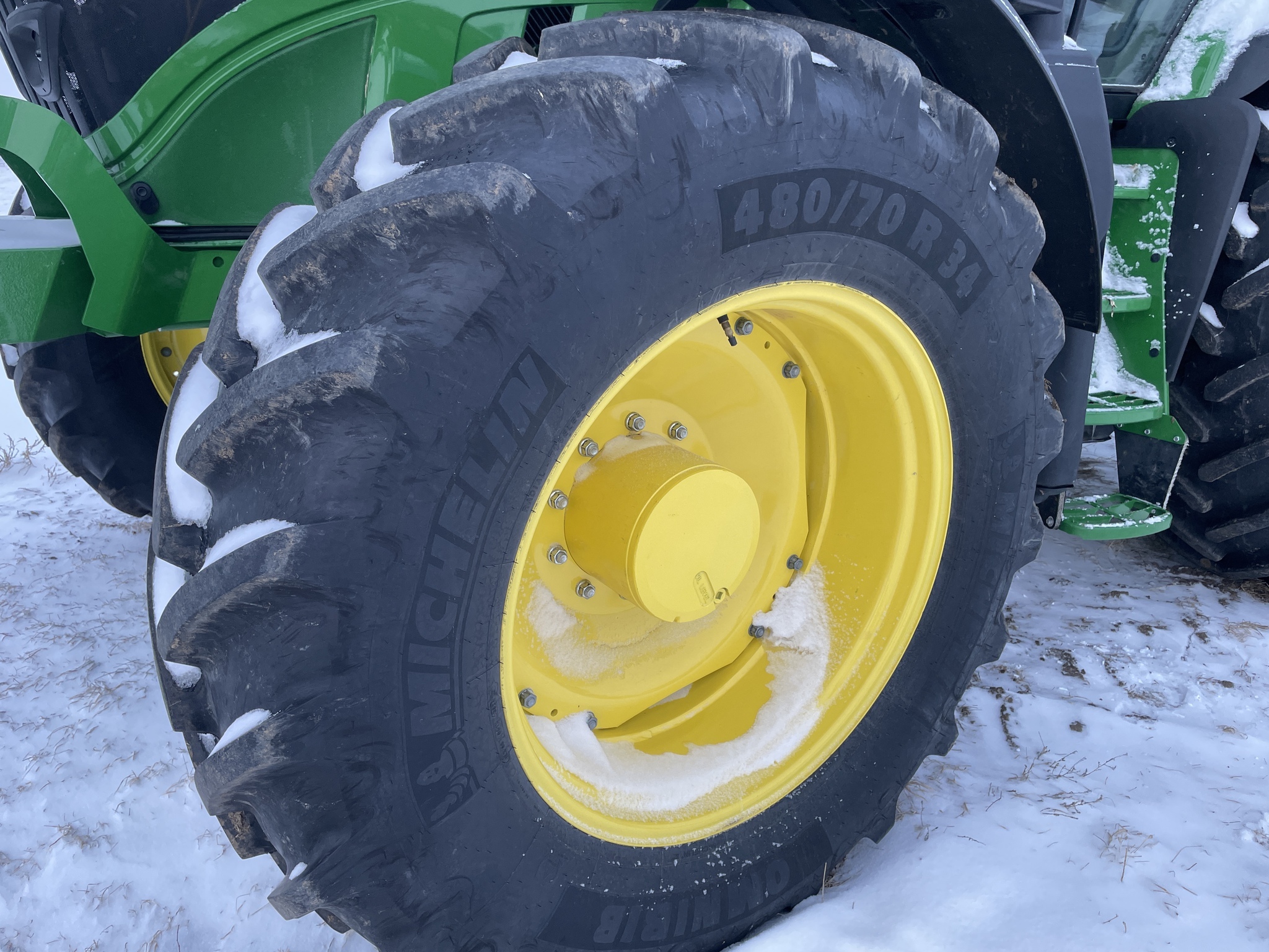 2025 John Deere 6R 195 Tractor