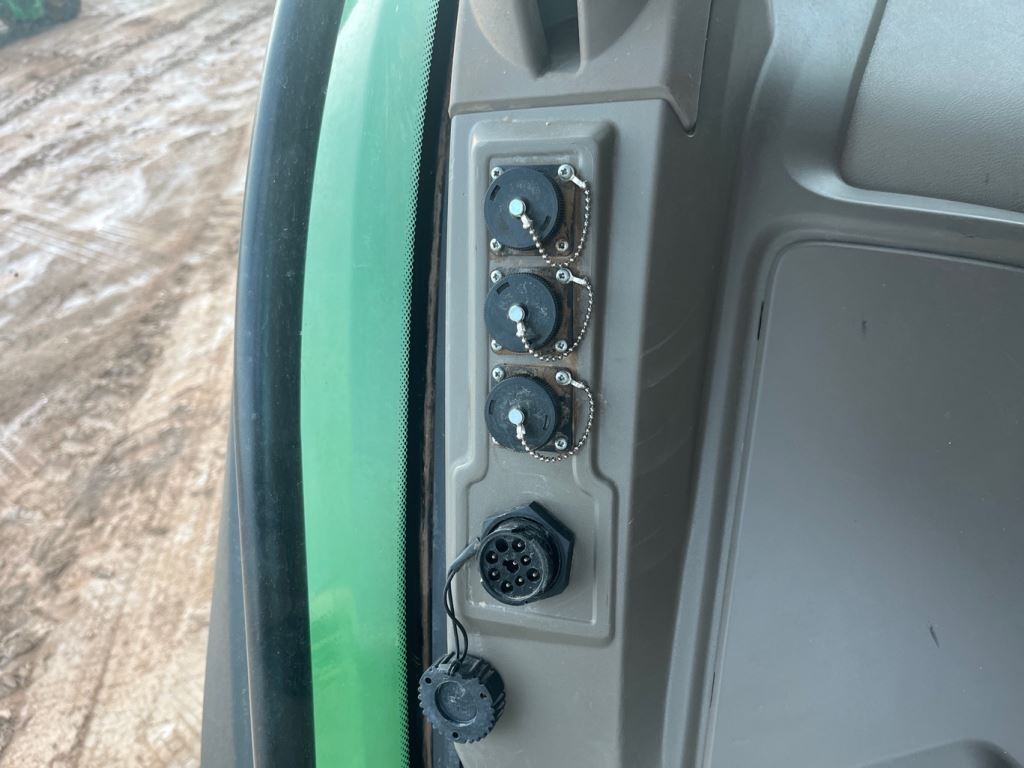 2023 John Deere 8R 230 Tractor