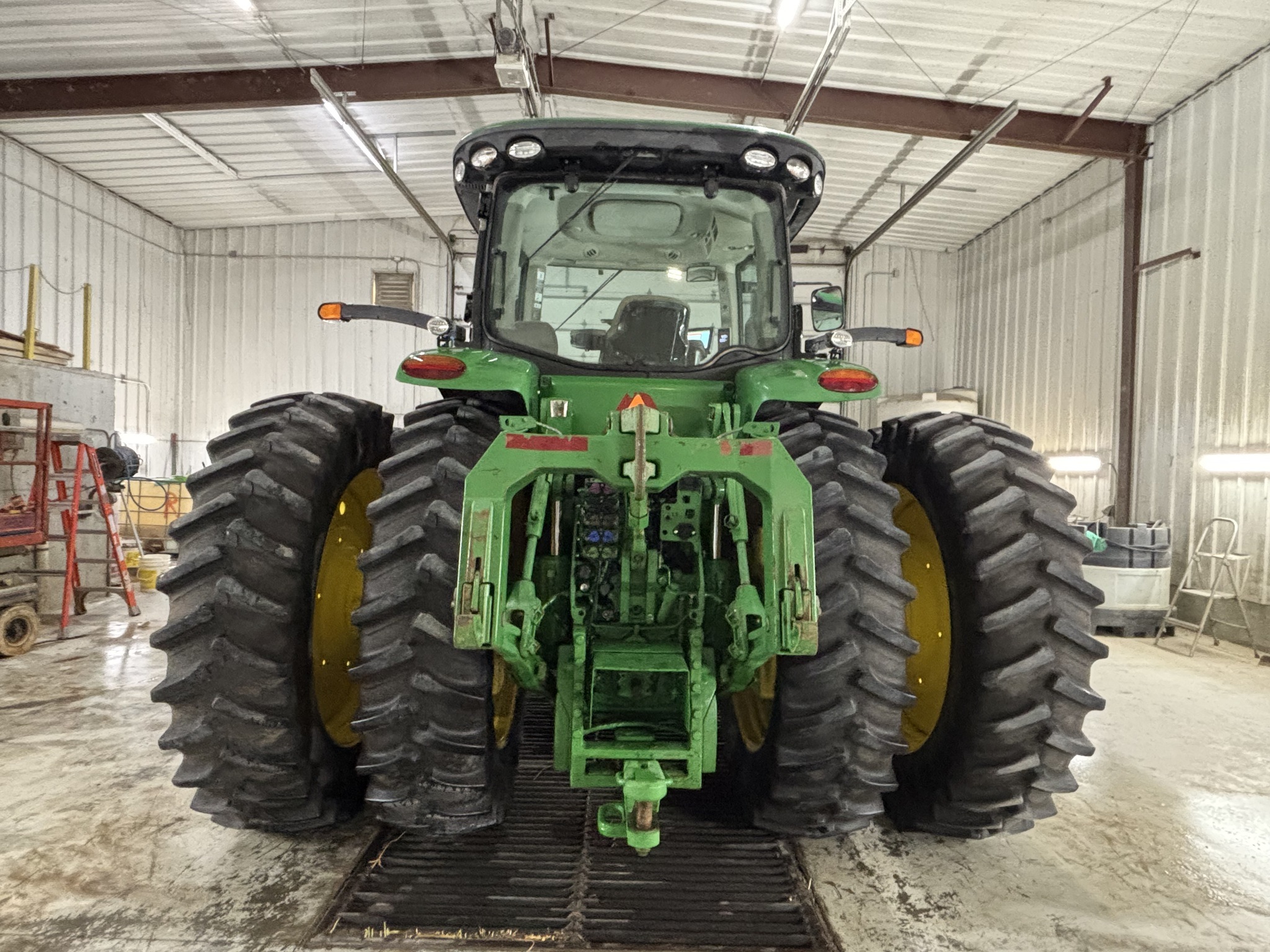 2014 John Deere 8345R Tractor