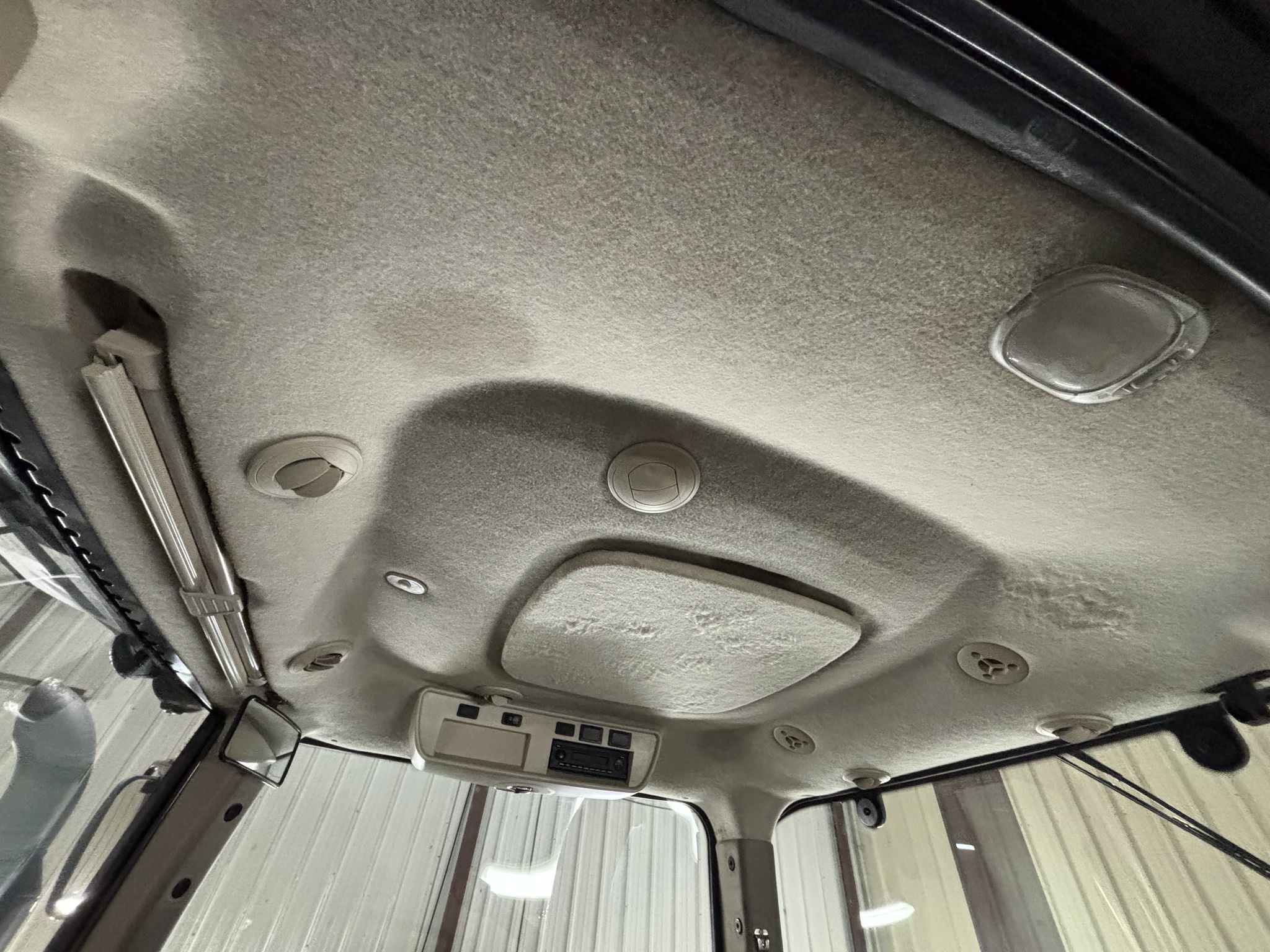 2014 John Deere 8345R Tractor