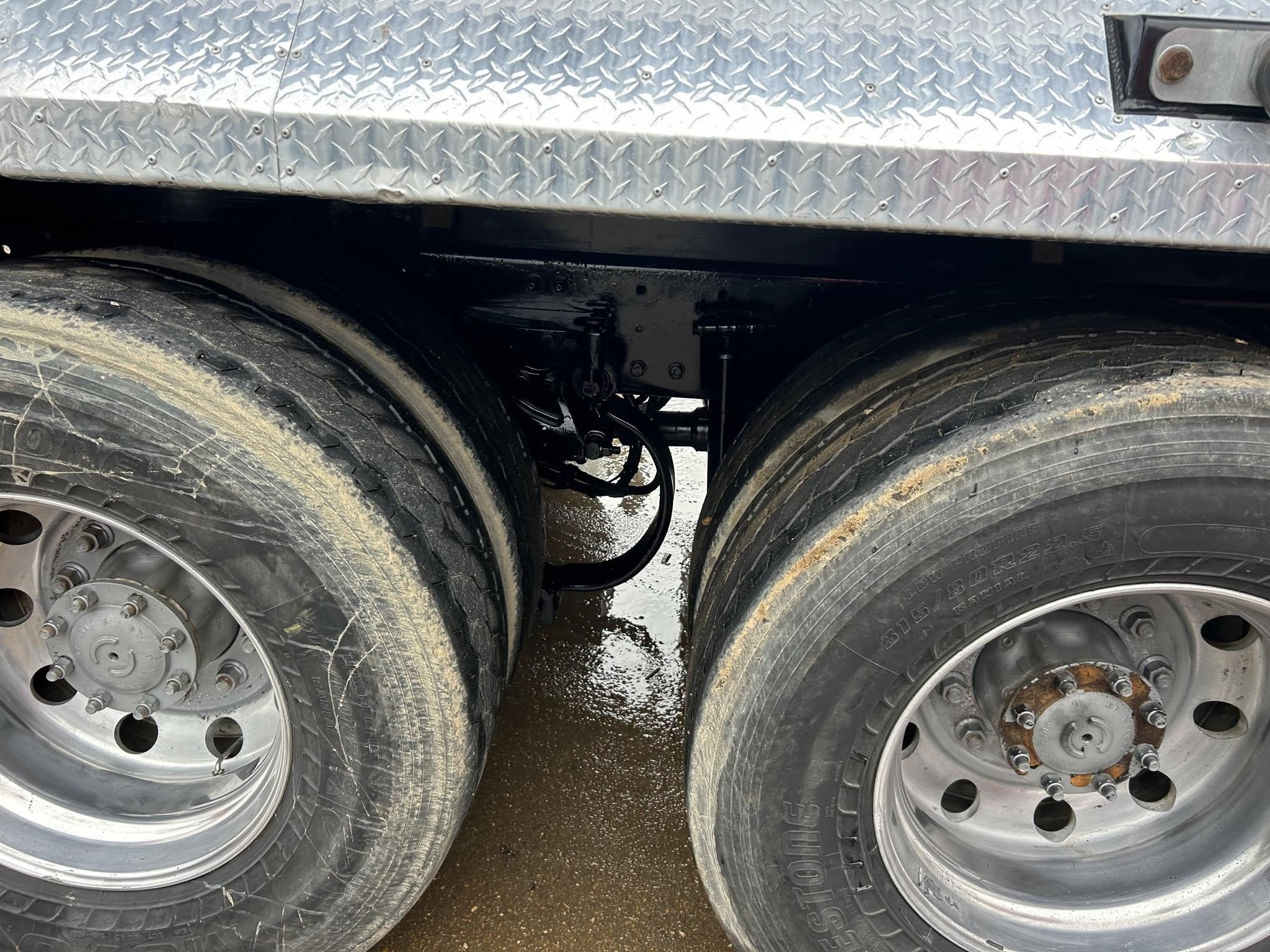 2019 Kenworth T680 Semi Trucks/Trailer