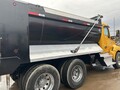 2019 Kenworth T680 Semi Trucks/Trailer