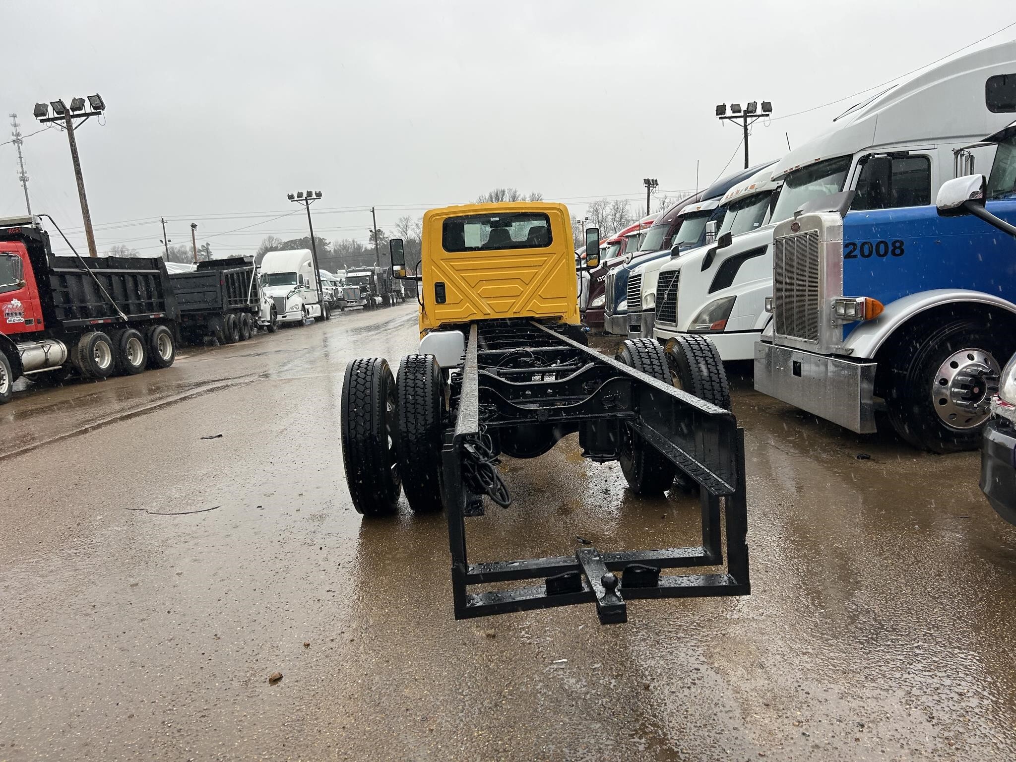 2023 International MV Box Trucks/Trailer