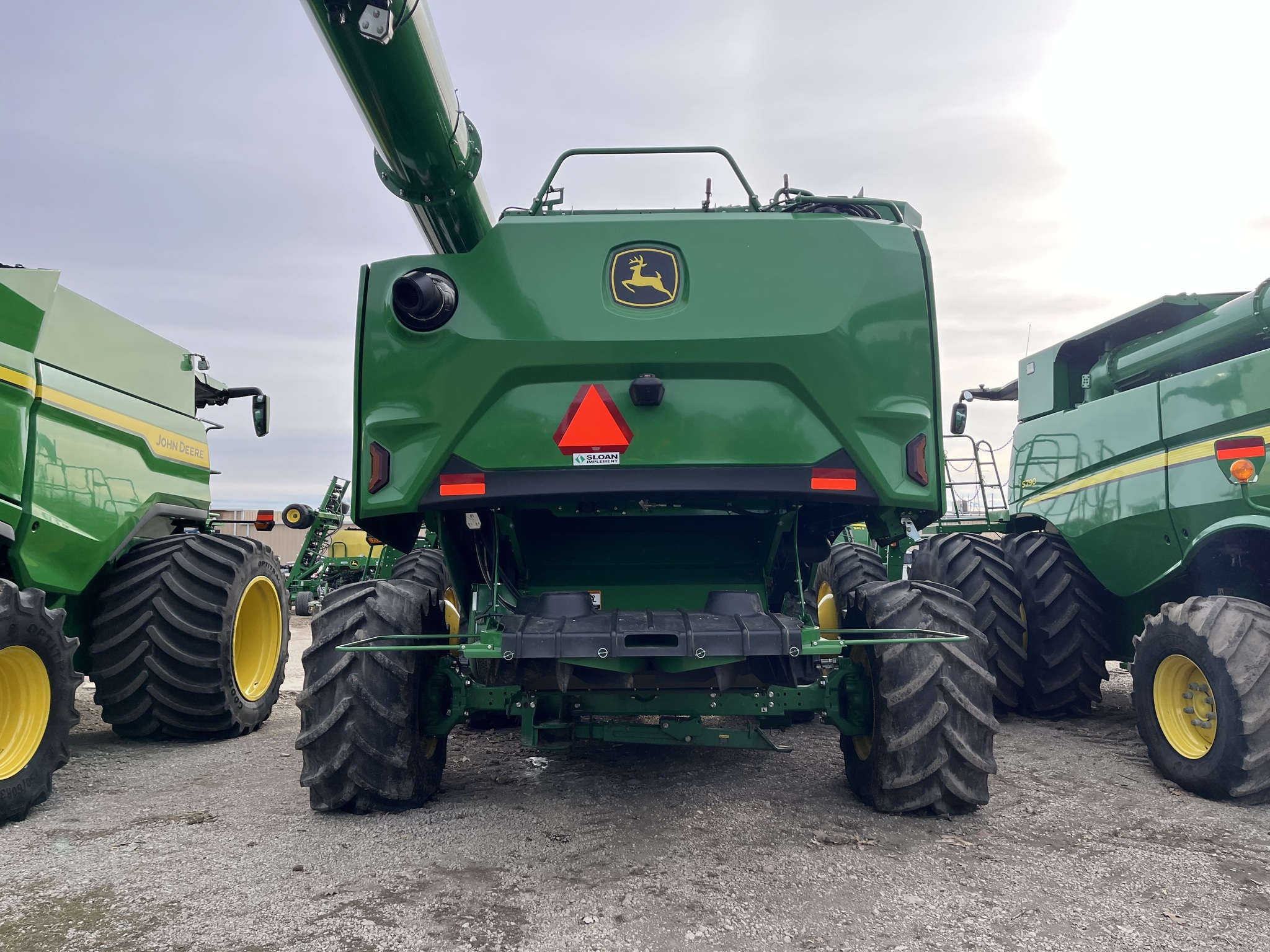 2025 John Deere S7 800 Combine