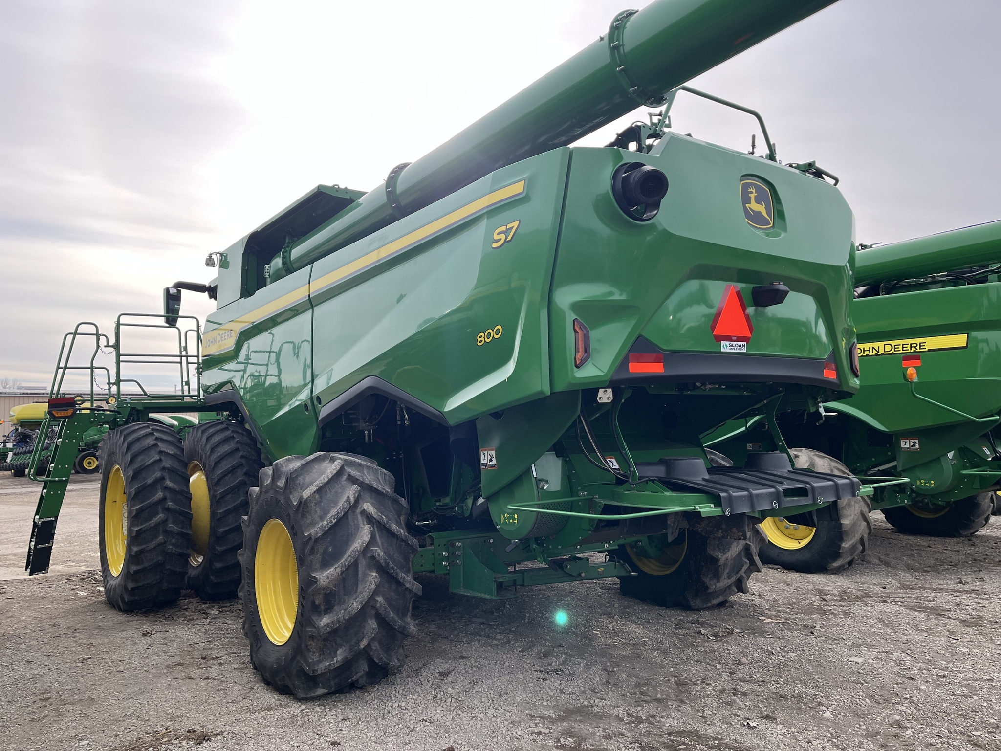 2025 John Deere S7 800 Combine