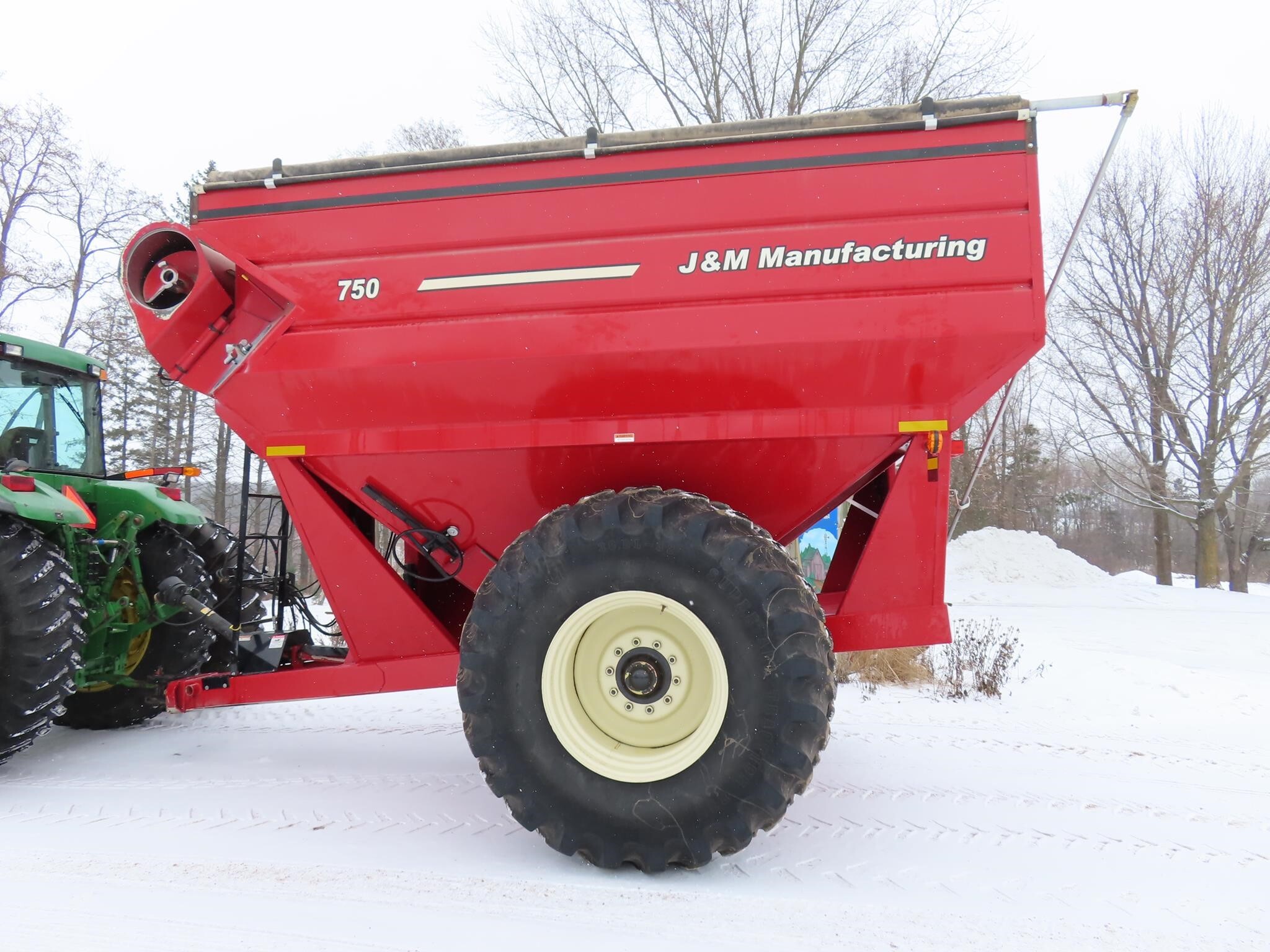 2010 J&M 750-18 Grain Cart