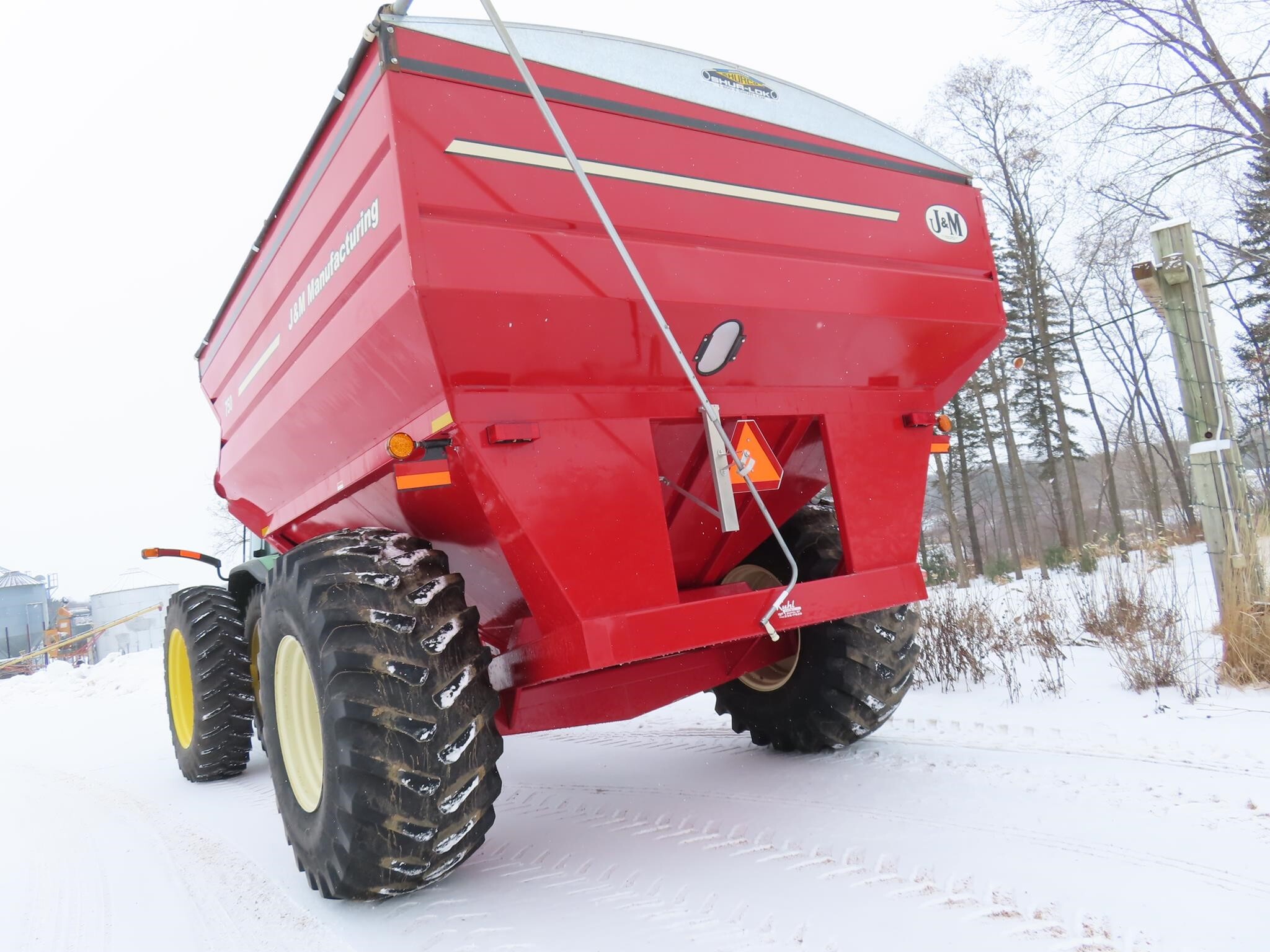 2010 J&M 750-18 Grain Cart