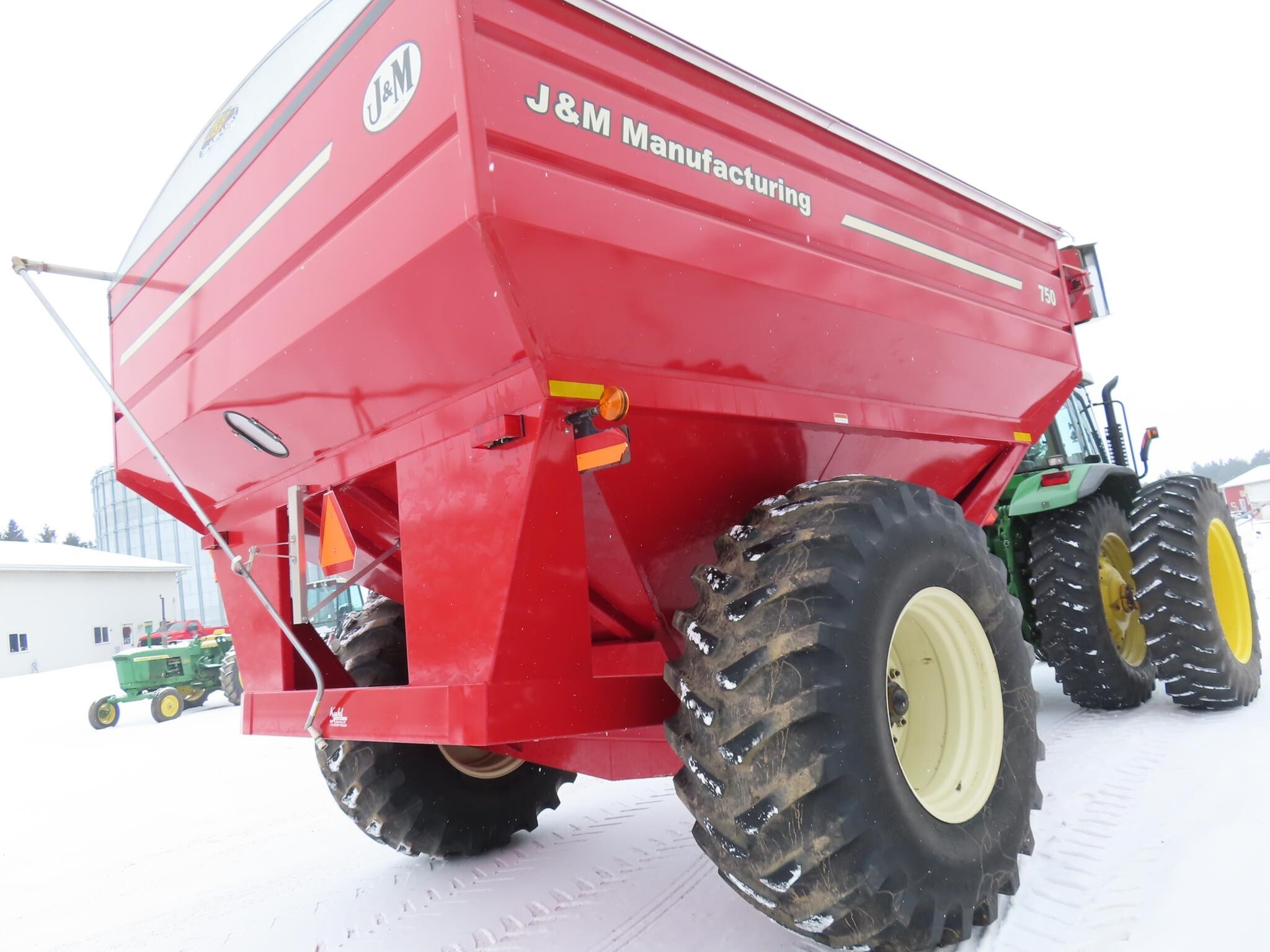 2010 J&M 750-18 Grain Cart
