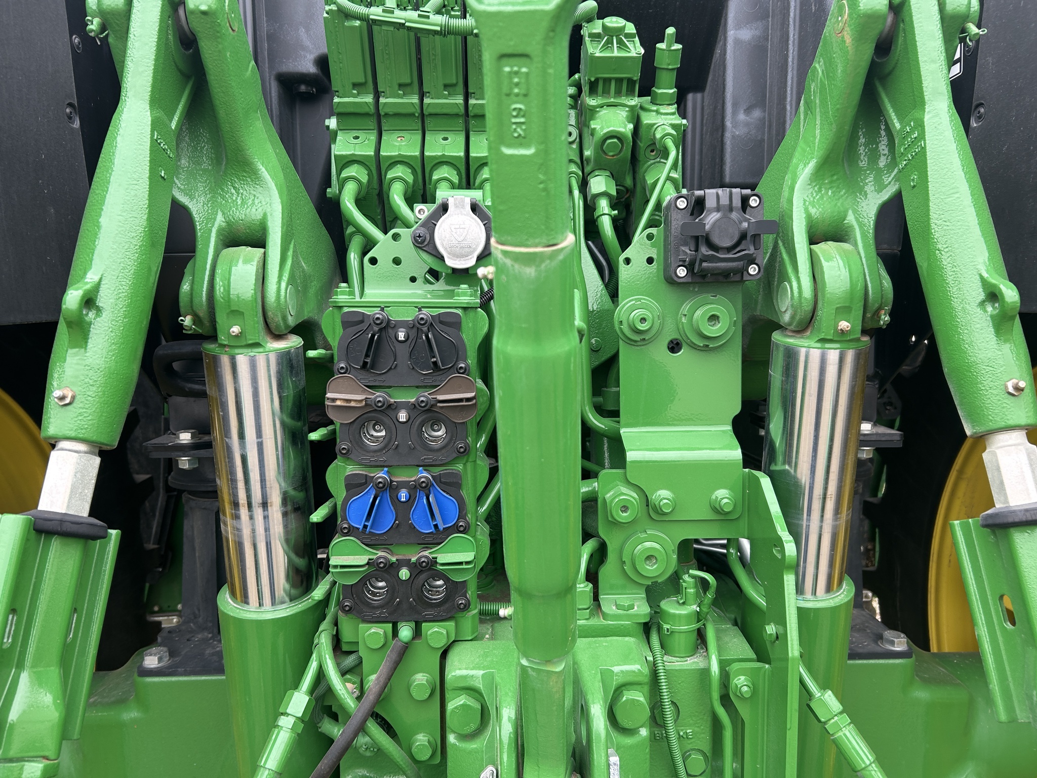 2024 John Deere 6R 175 Tractor