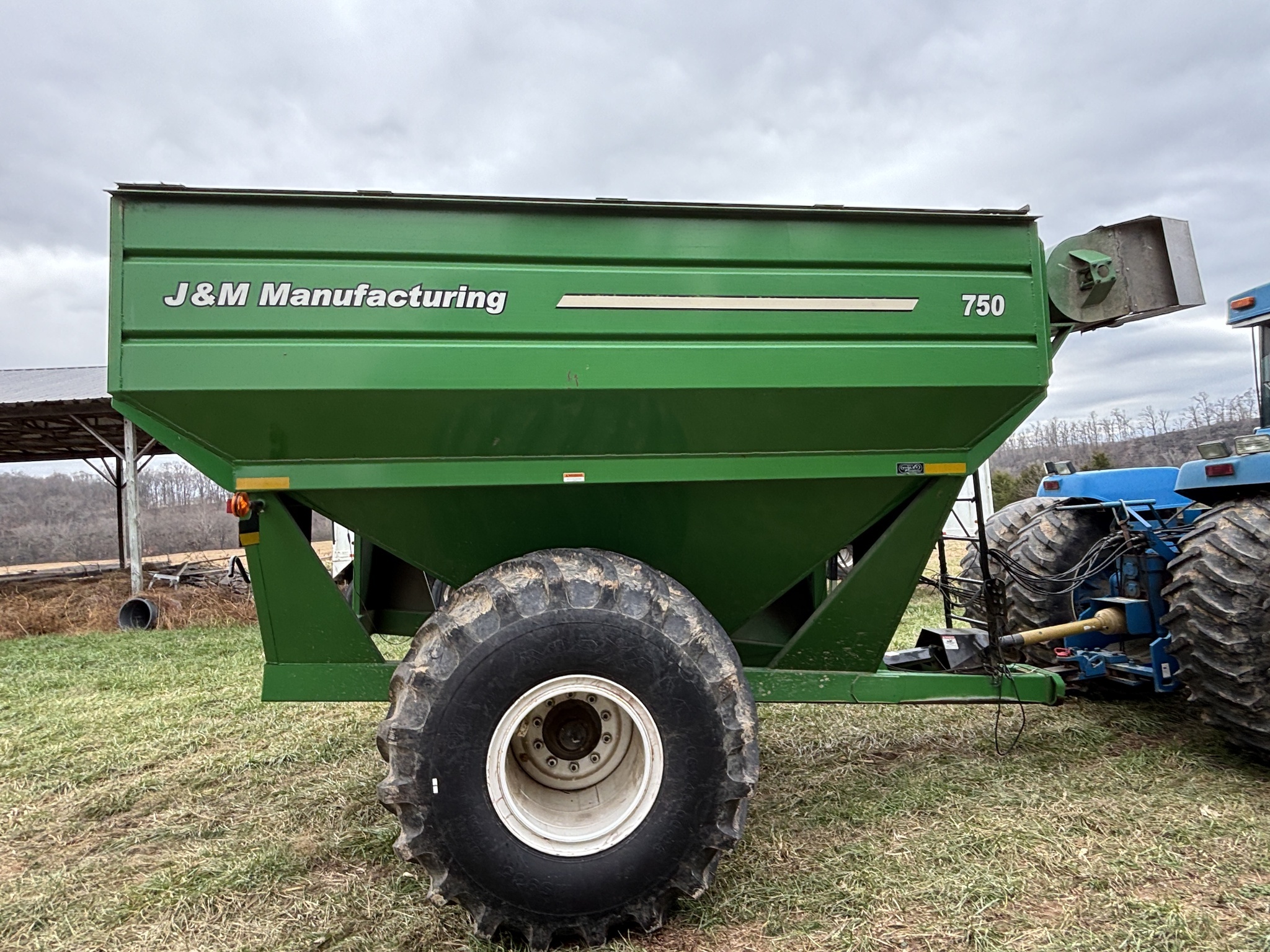  J&M 750-18 Grain Cart