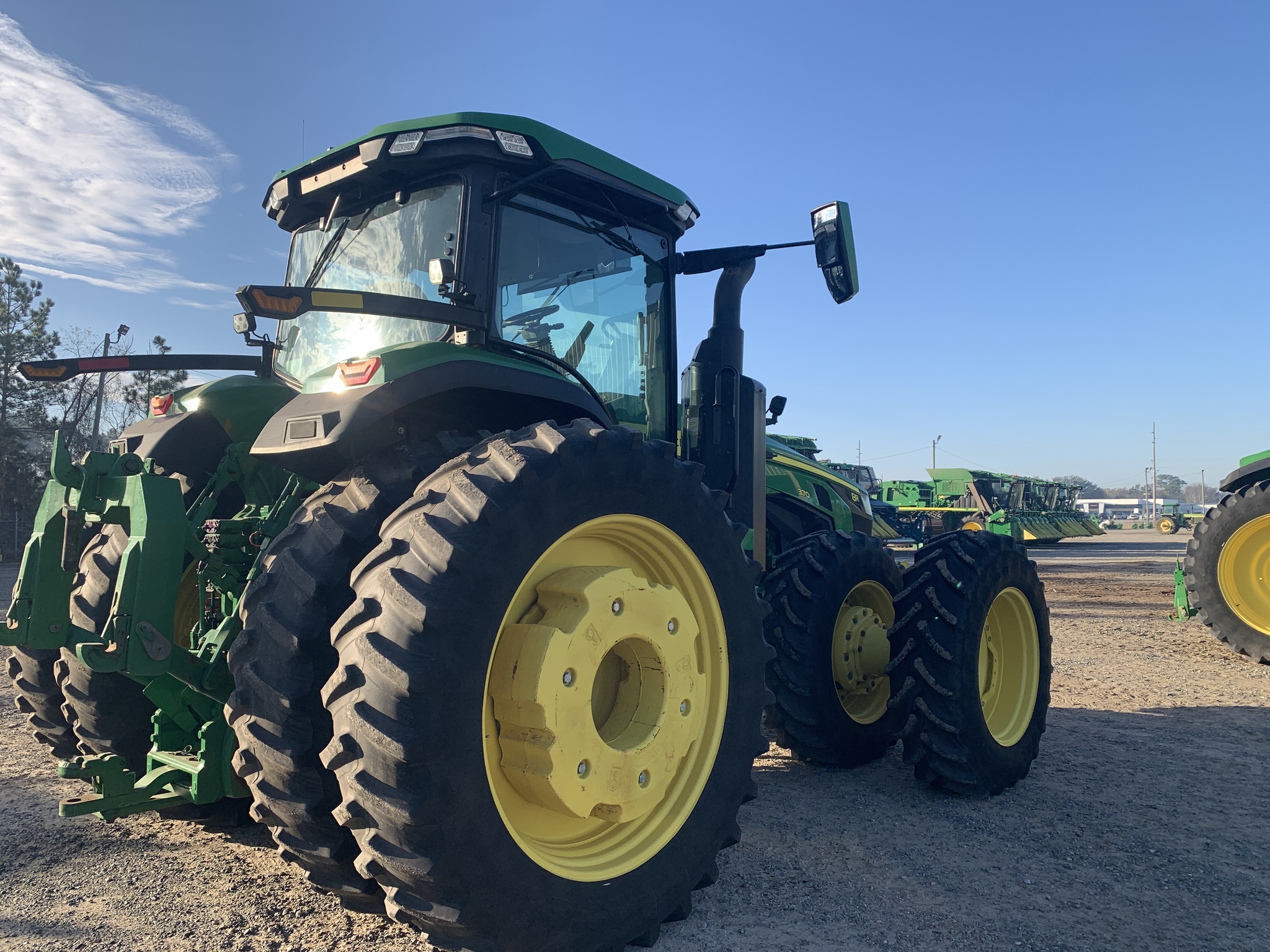 2022 John Deere 8R 370 Tractor