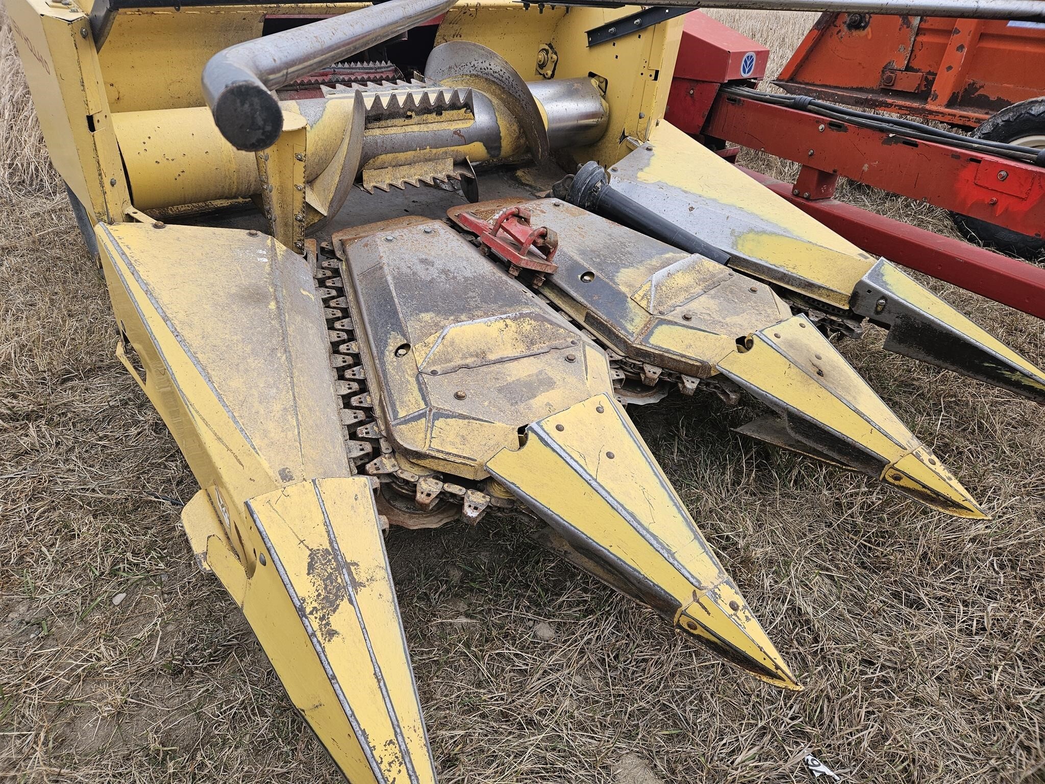 1995 New Holland 900 Pull-Type Forage Harvester