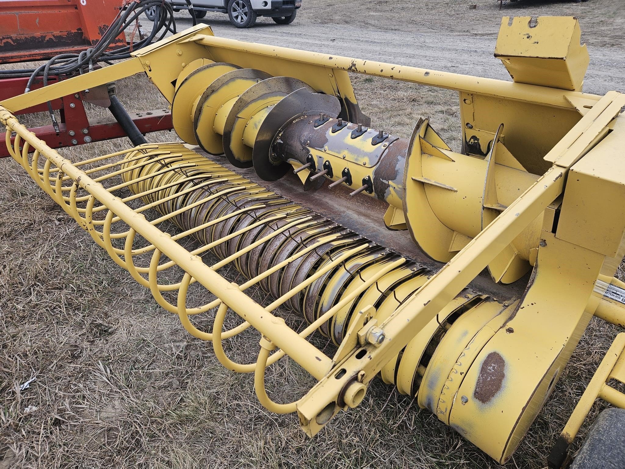 1995 New Holland 900 Pull-Type Forage Harvester