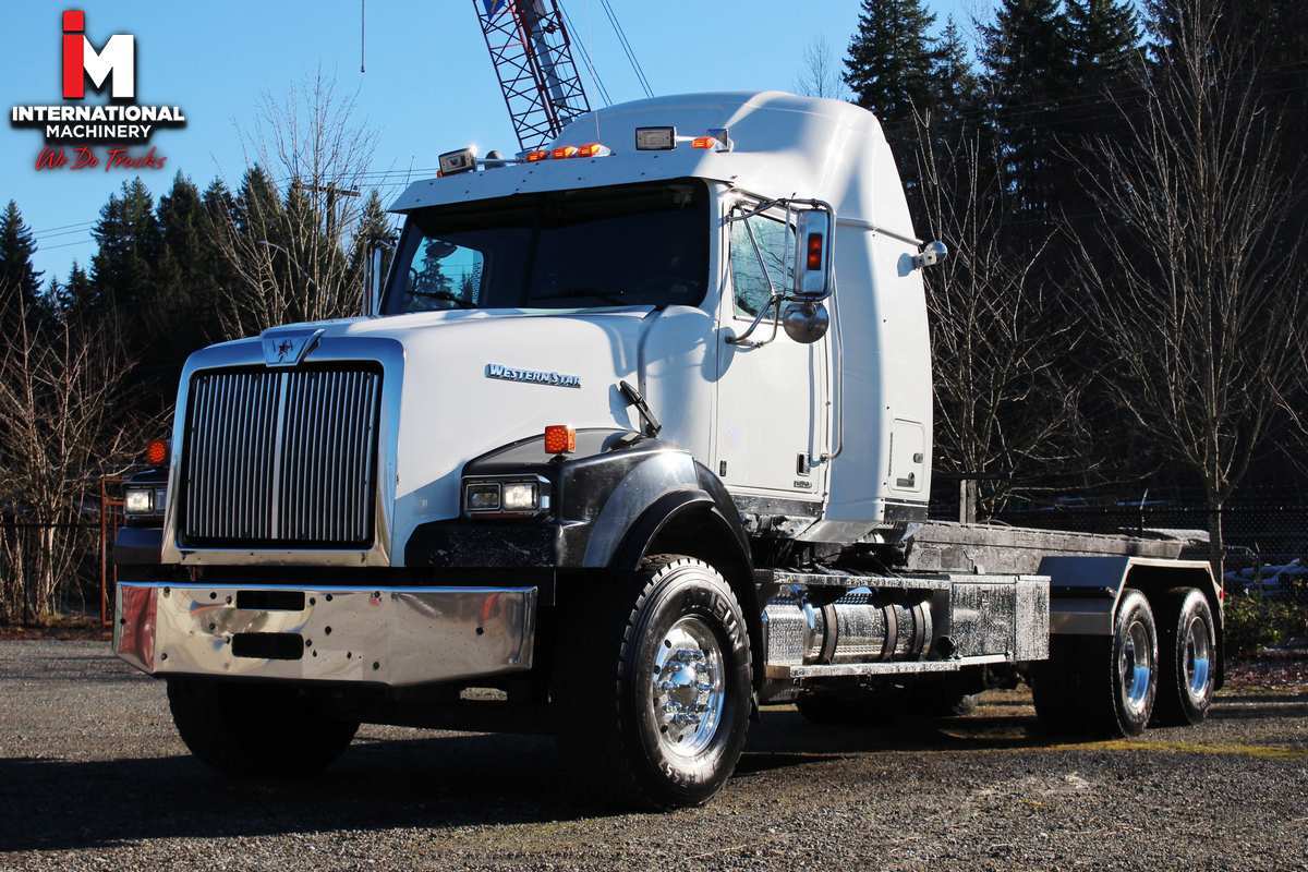 2016 Western Star 4900SA Grain Truck