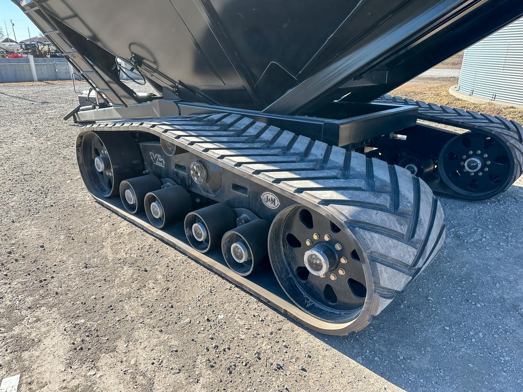 2026 J&M 1312-20T Grain Cart