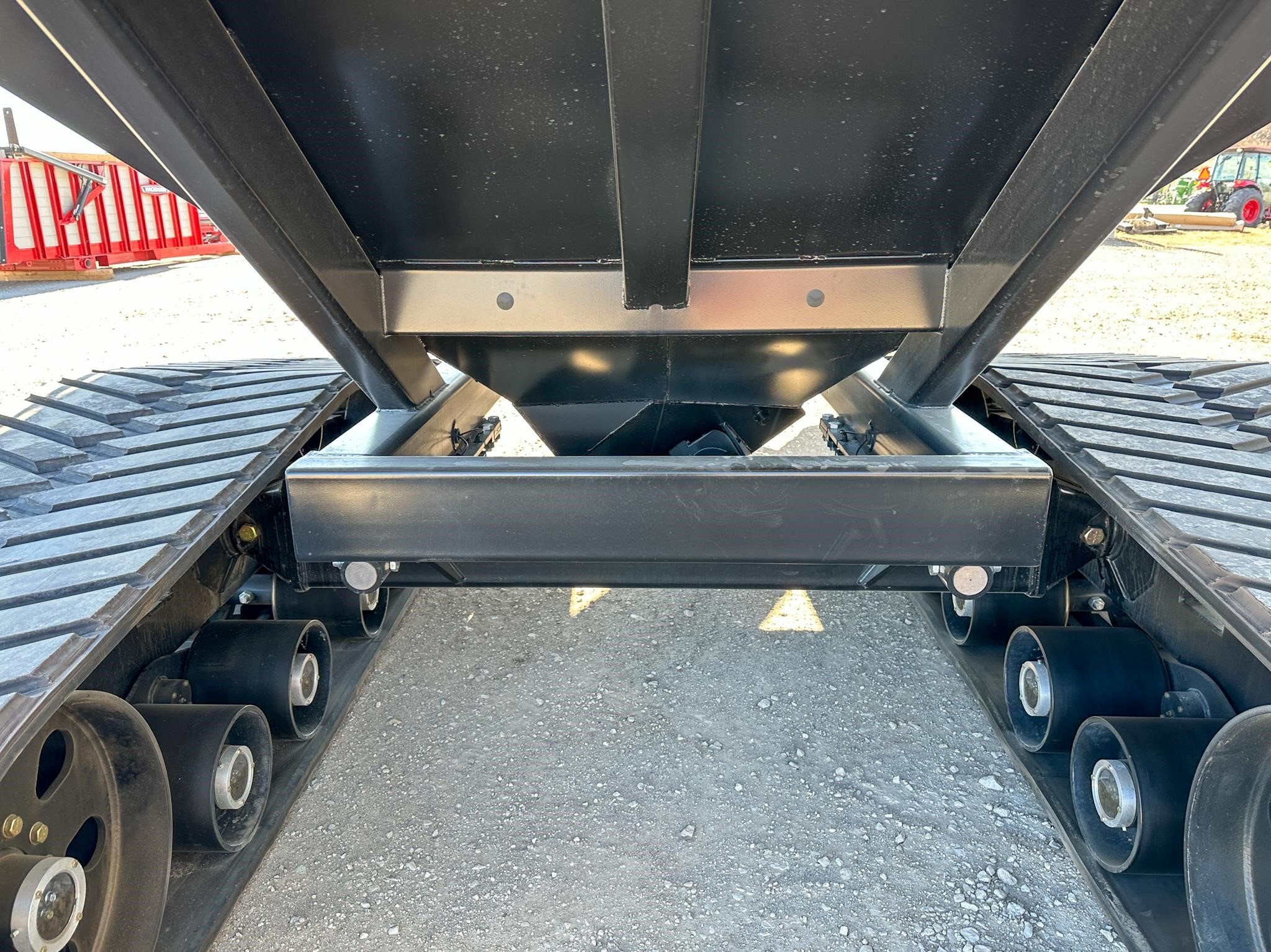 2026 J&M 1312-20T Grain Cart