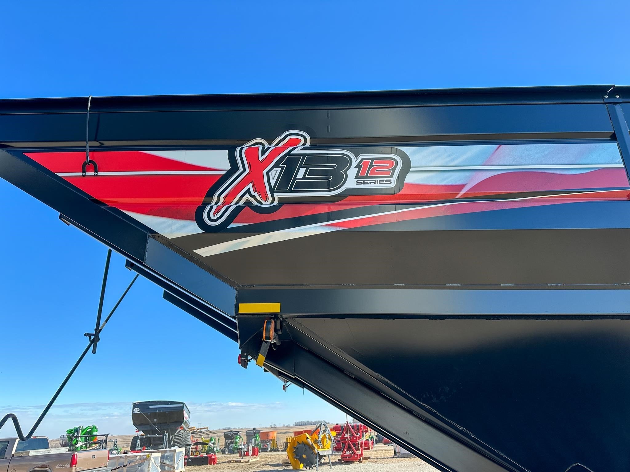 2026 J&M 1312-20T Grain Cart