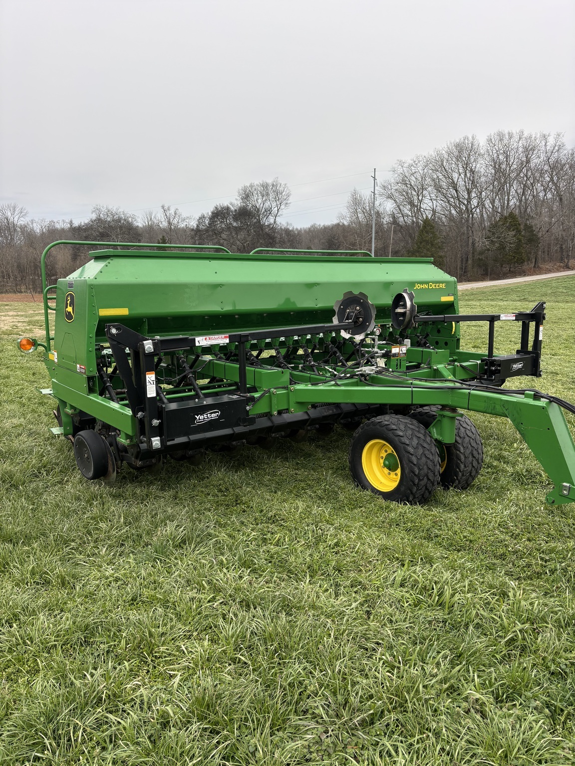 2009 John Deere 1590 Drill