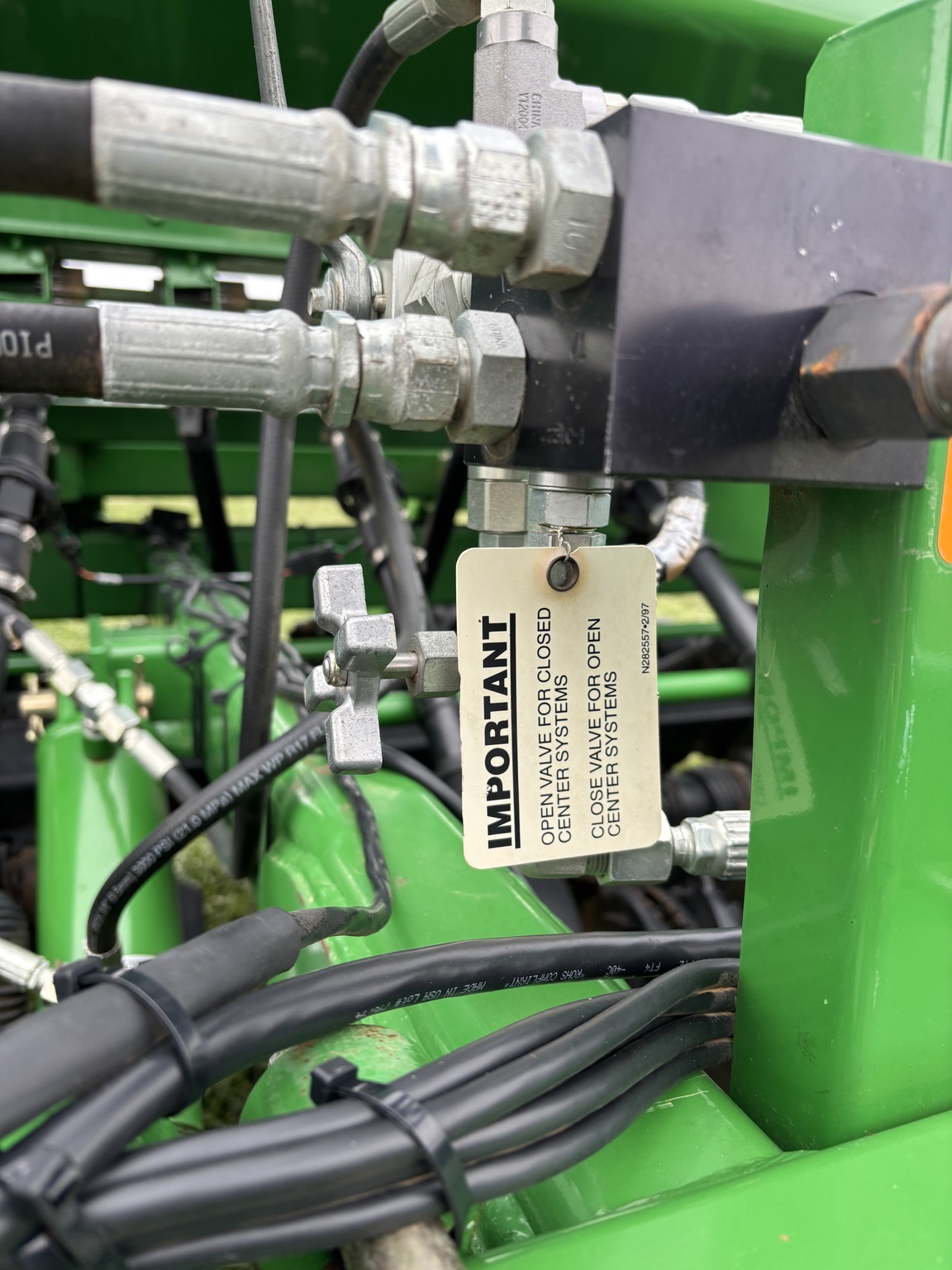 2009 John Deere 1590 Drill