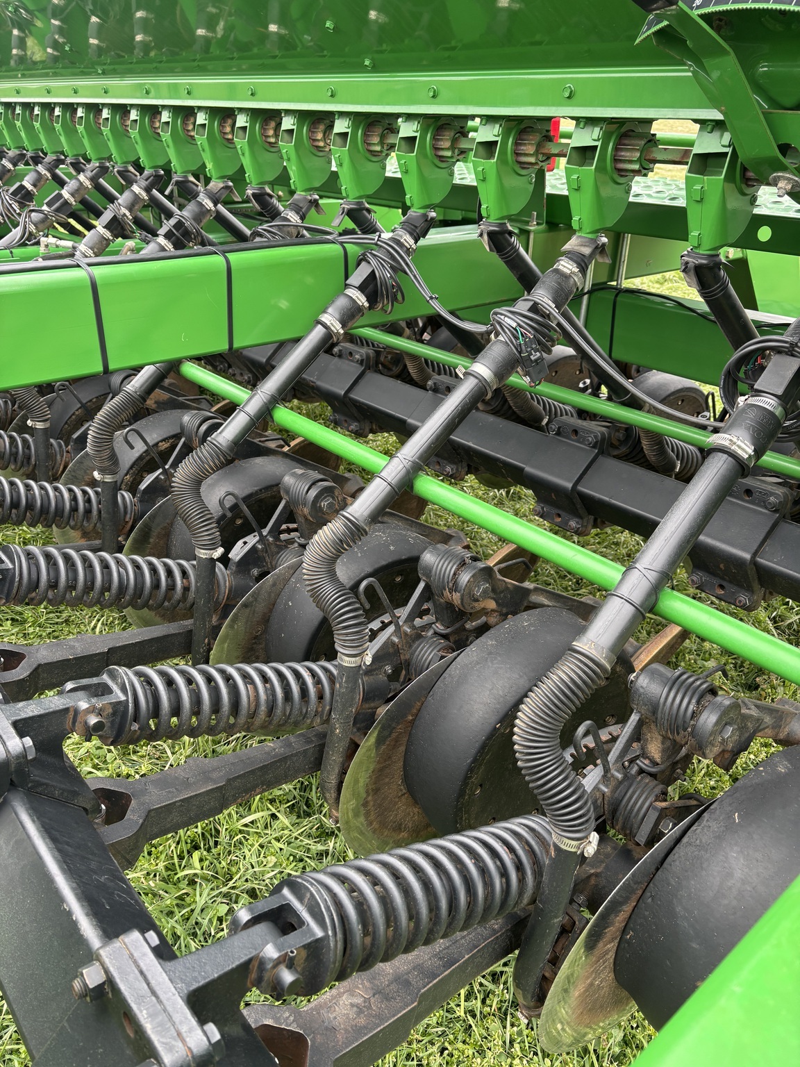 2009 John Deere 1590 Drill