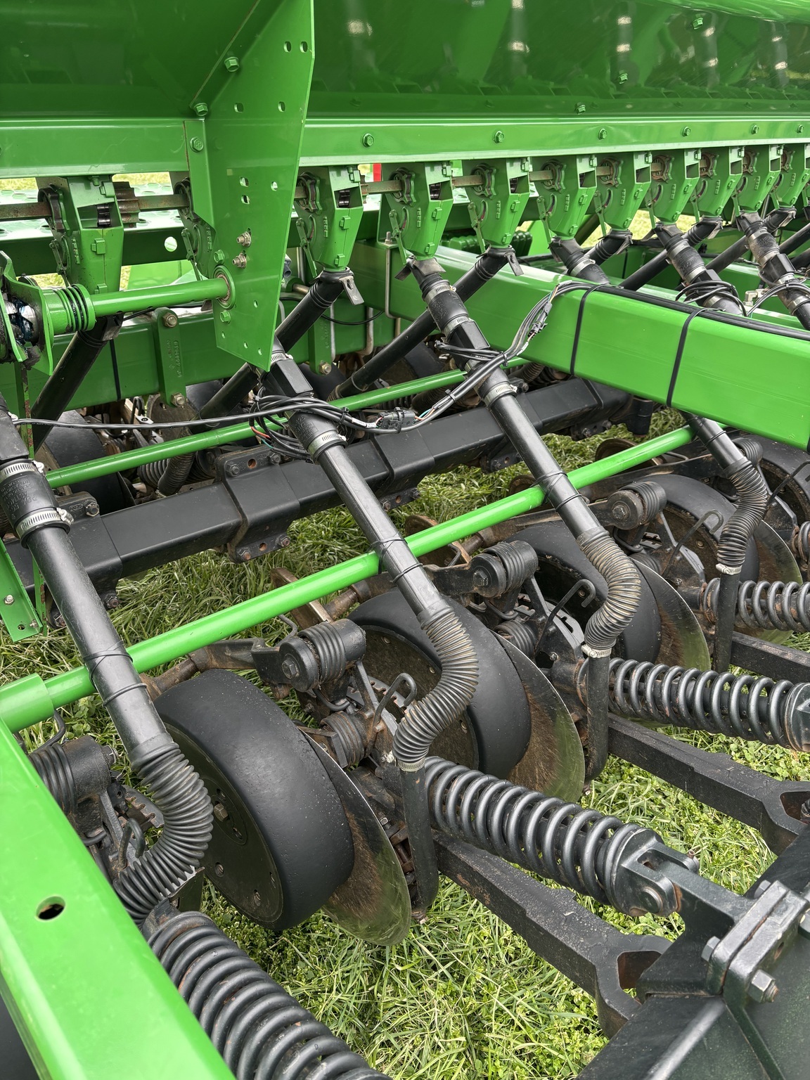 2009 John Deere 1590 Drill