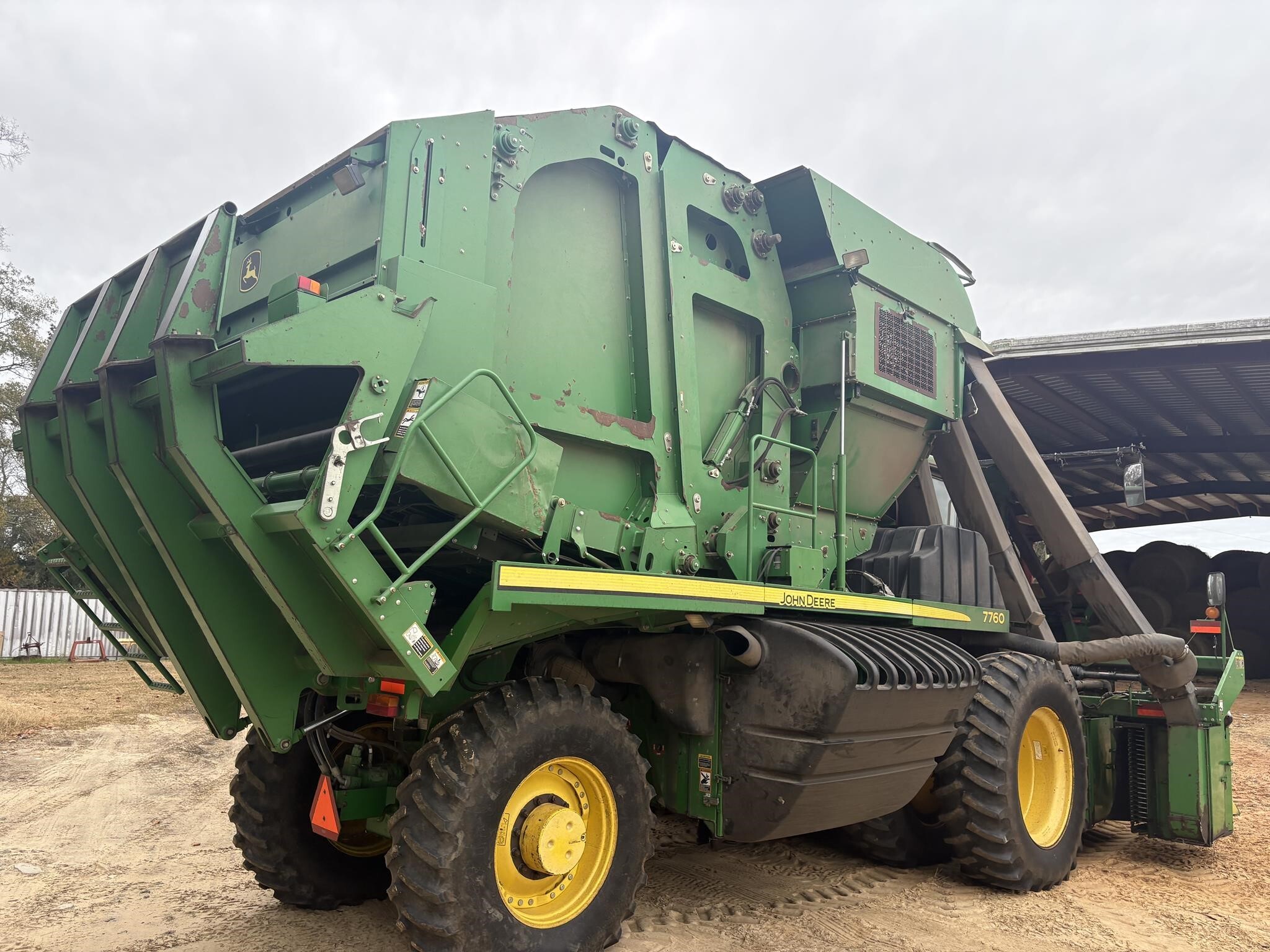 2011 John Deere 7760 Cotton Equipment