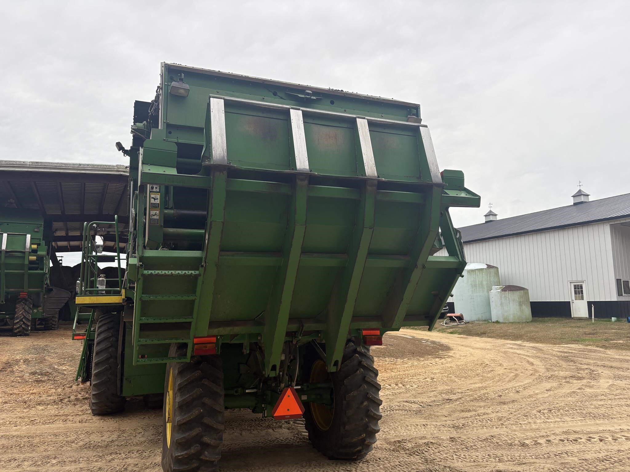 2011 John Deere 7760 Cotton Equipment