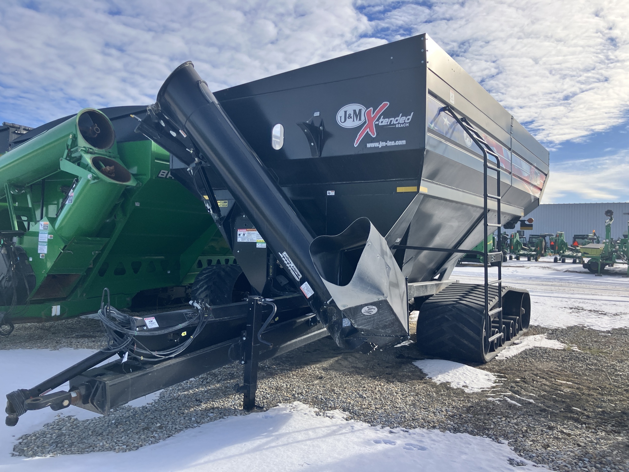 2021 J&M 1312-20 Grain Cart