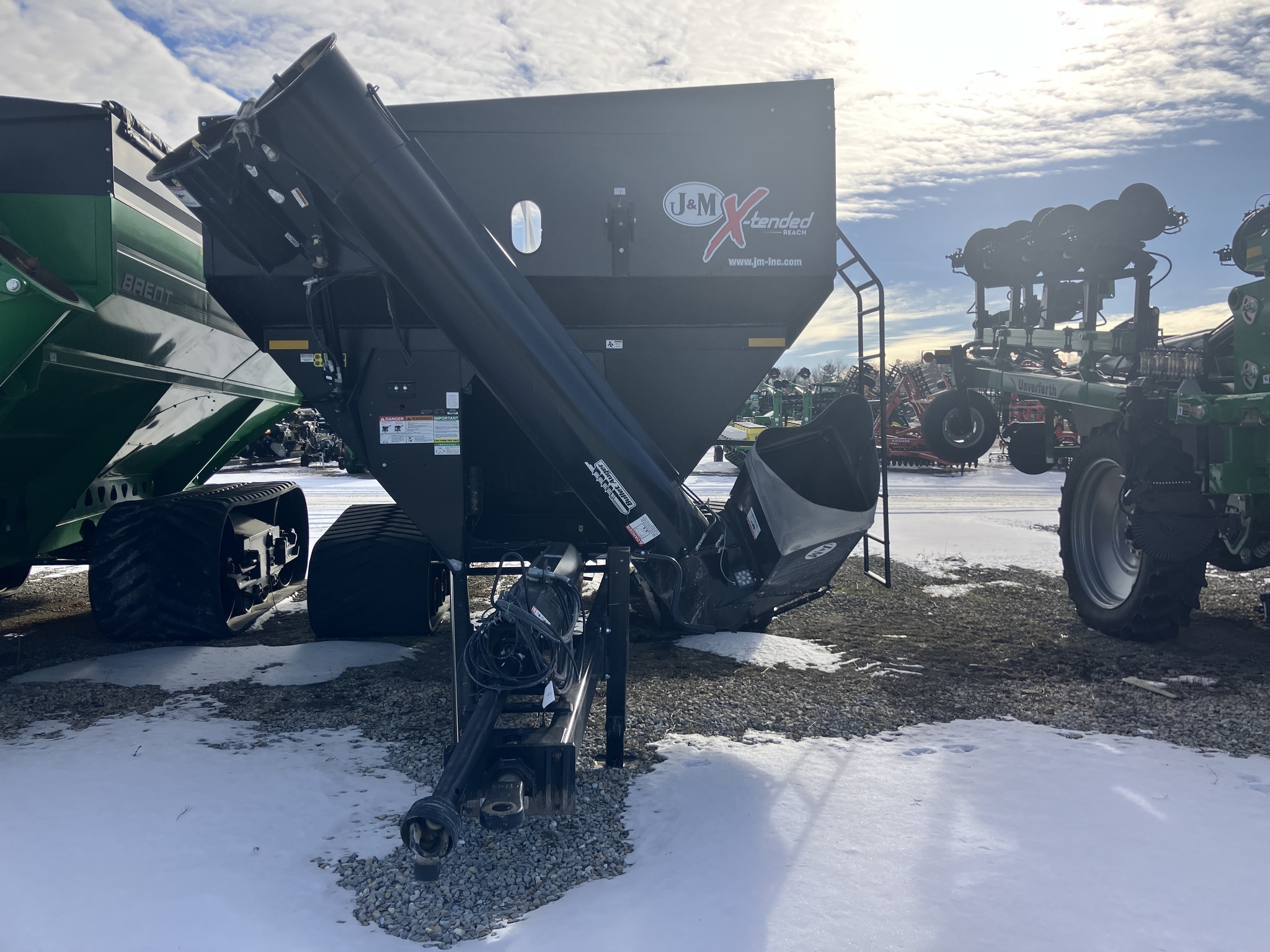 2021 J&M 1312-20 Grain Cart