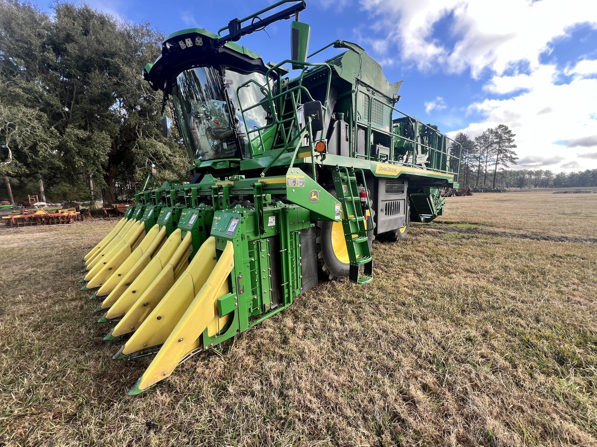 2023 John Deere CP770 Cotton Equipment