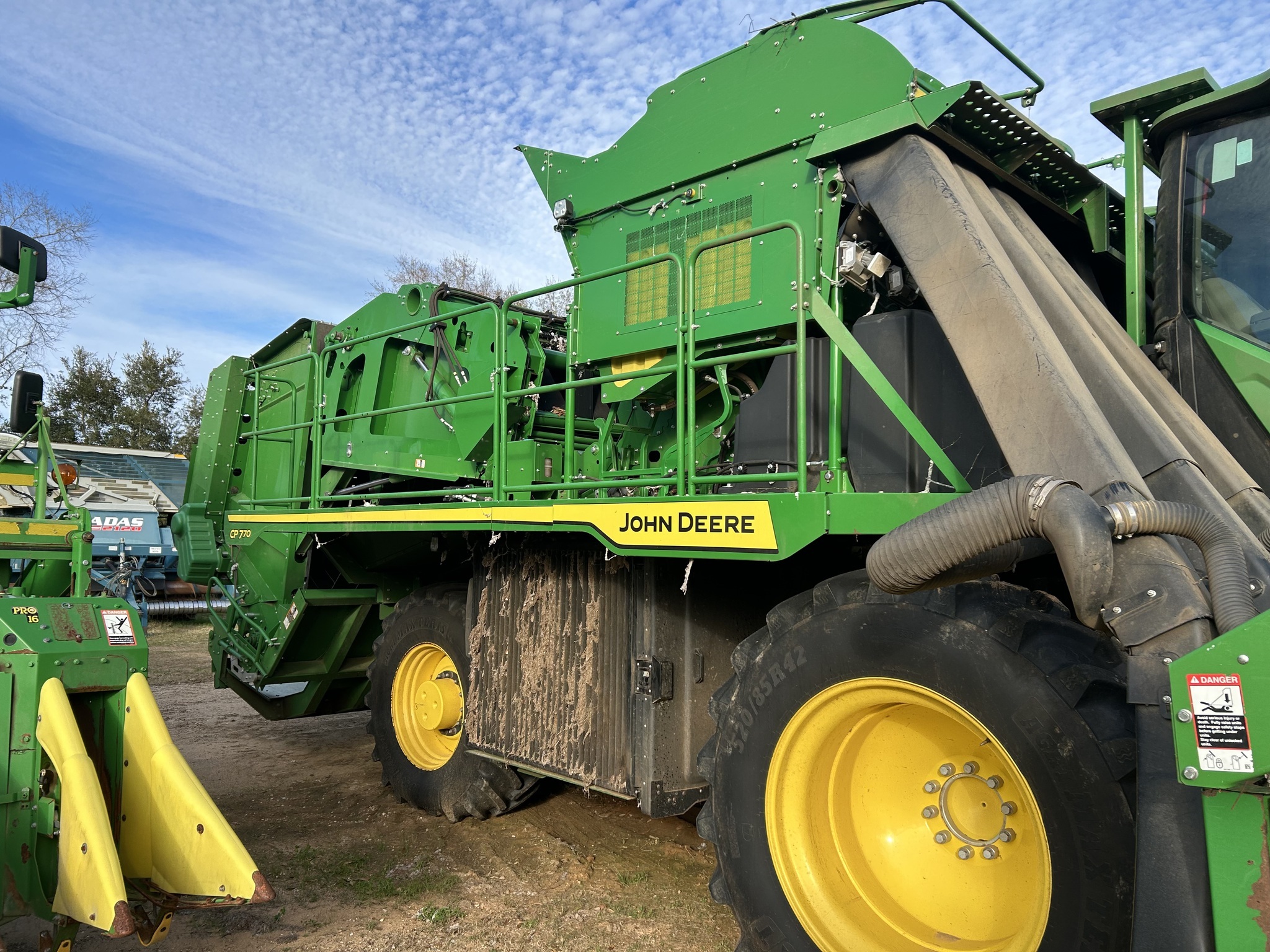 2022 John Deere CP770 Cotton Equipment
