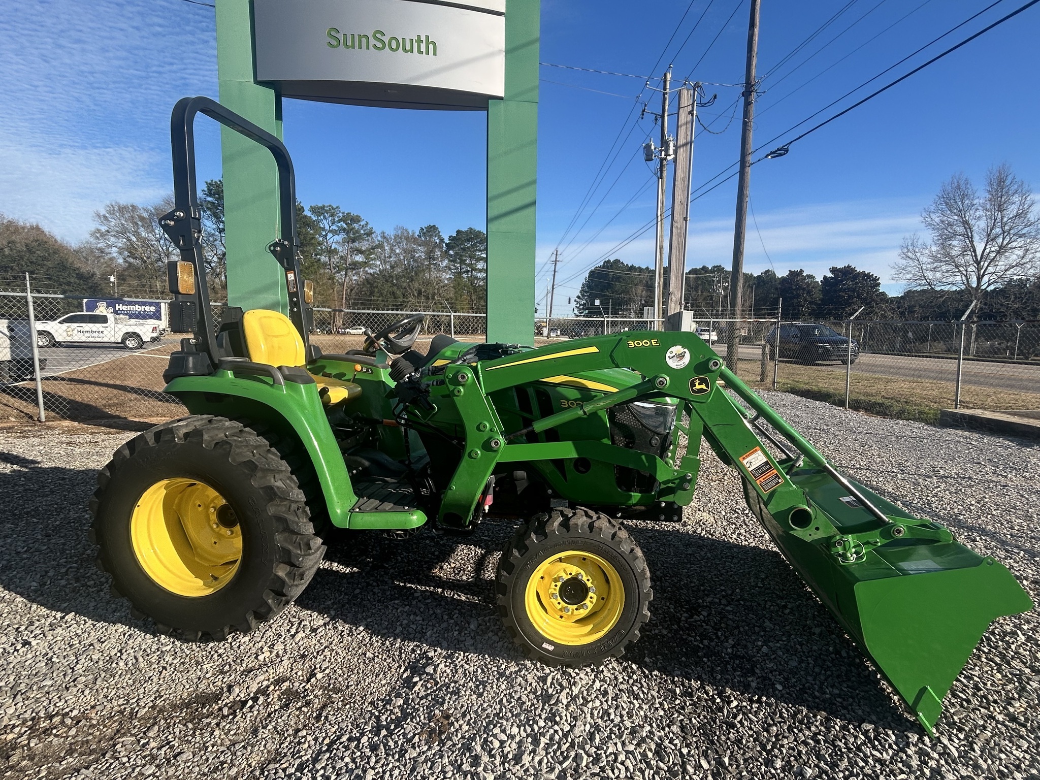 2023 John Deere 3025E Tractor