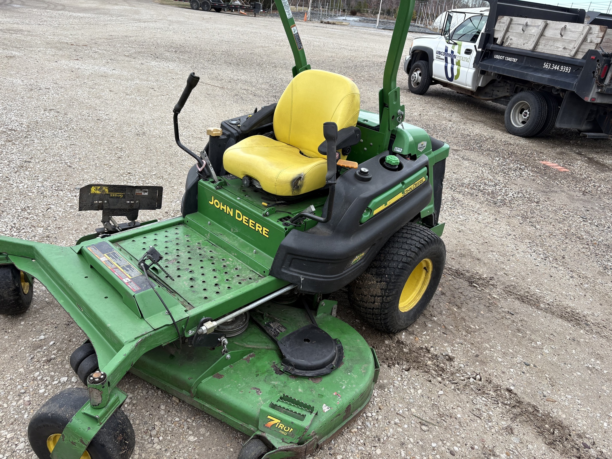 2015 John Deere Z997R Lawn Mower