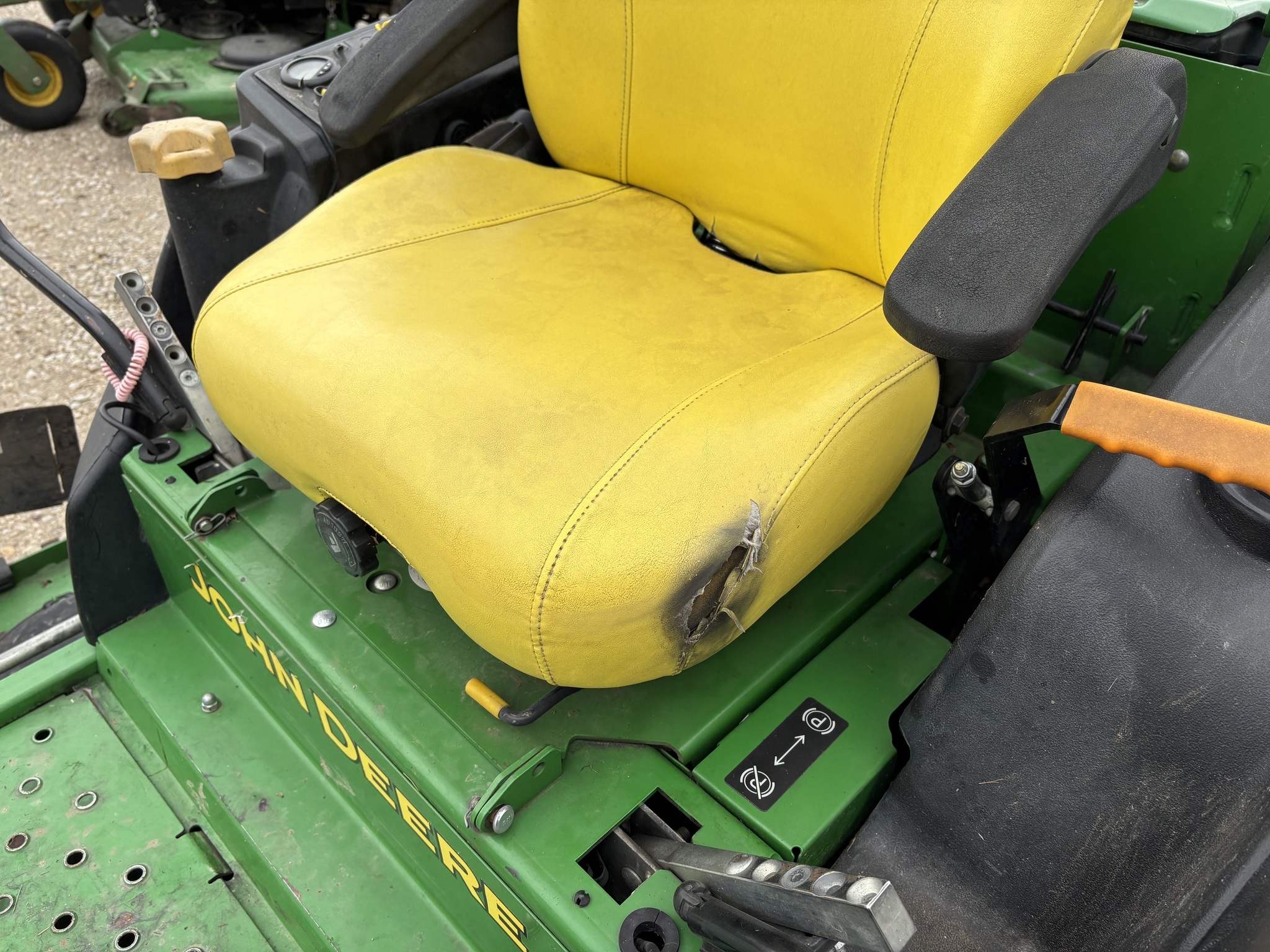 2015 John Deere Z997R Lawn Mower