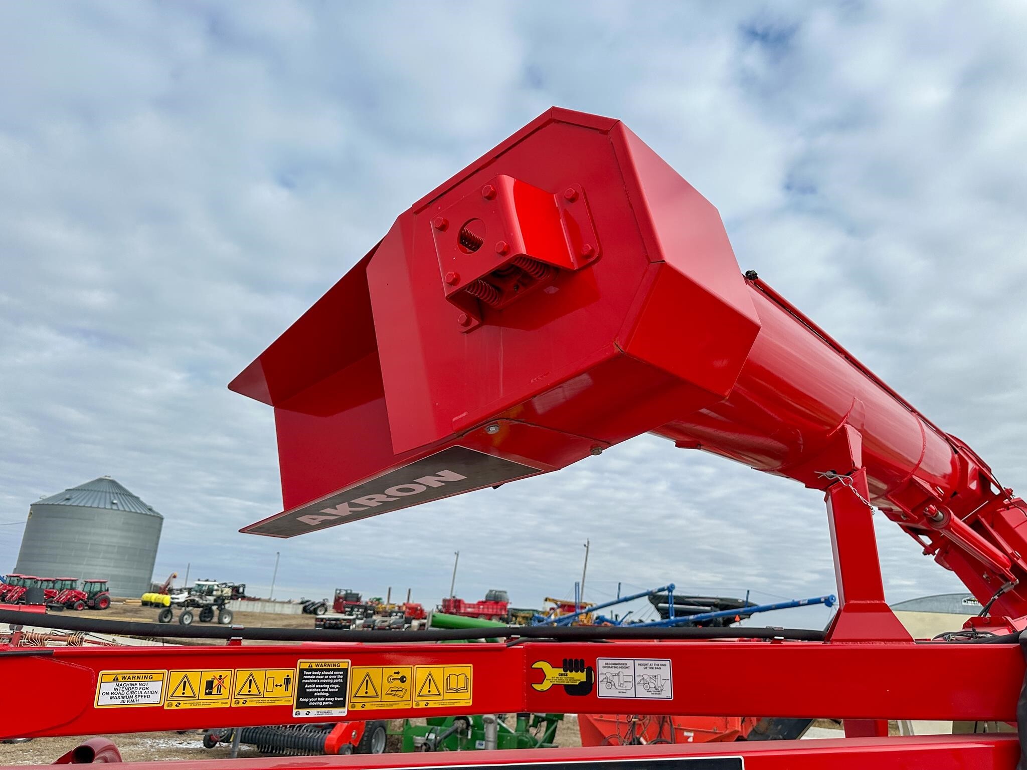 2026 Akron EXG380X Grain Bagger