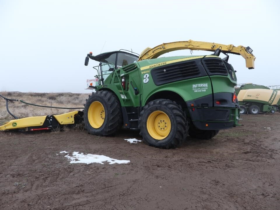 2021 John Deere 9900 Self-Propelled Forage Harvester