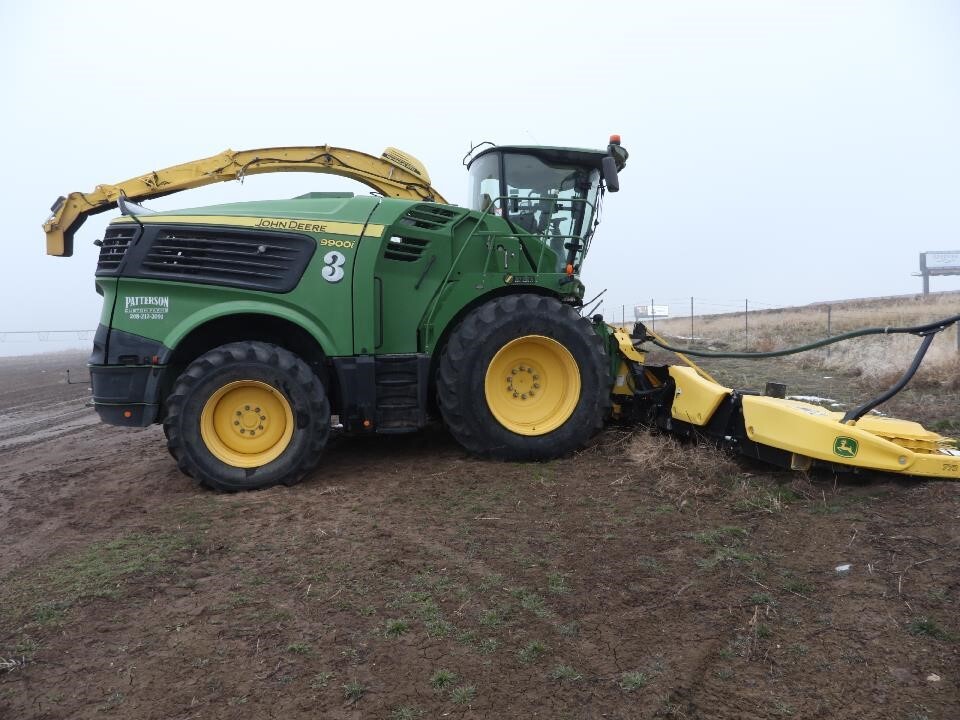 2021 John Deere 9900 Self-Propelled Forage Harvester