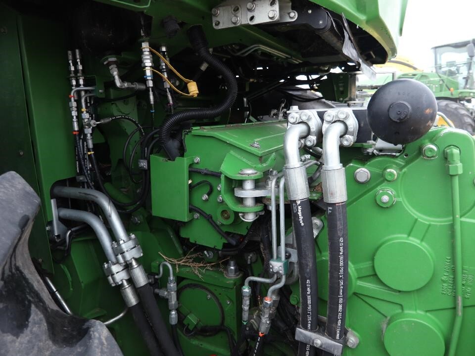 2021 John Deere 9900 Self-Propelled Forage Harvester