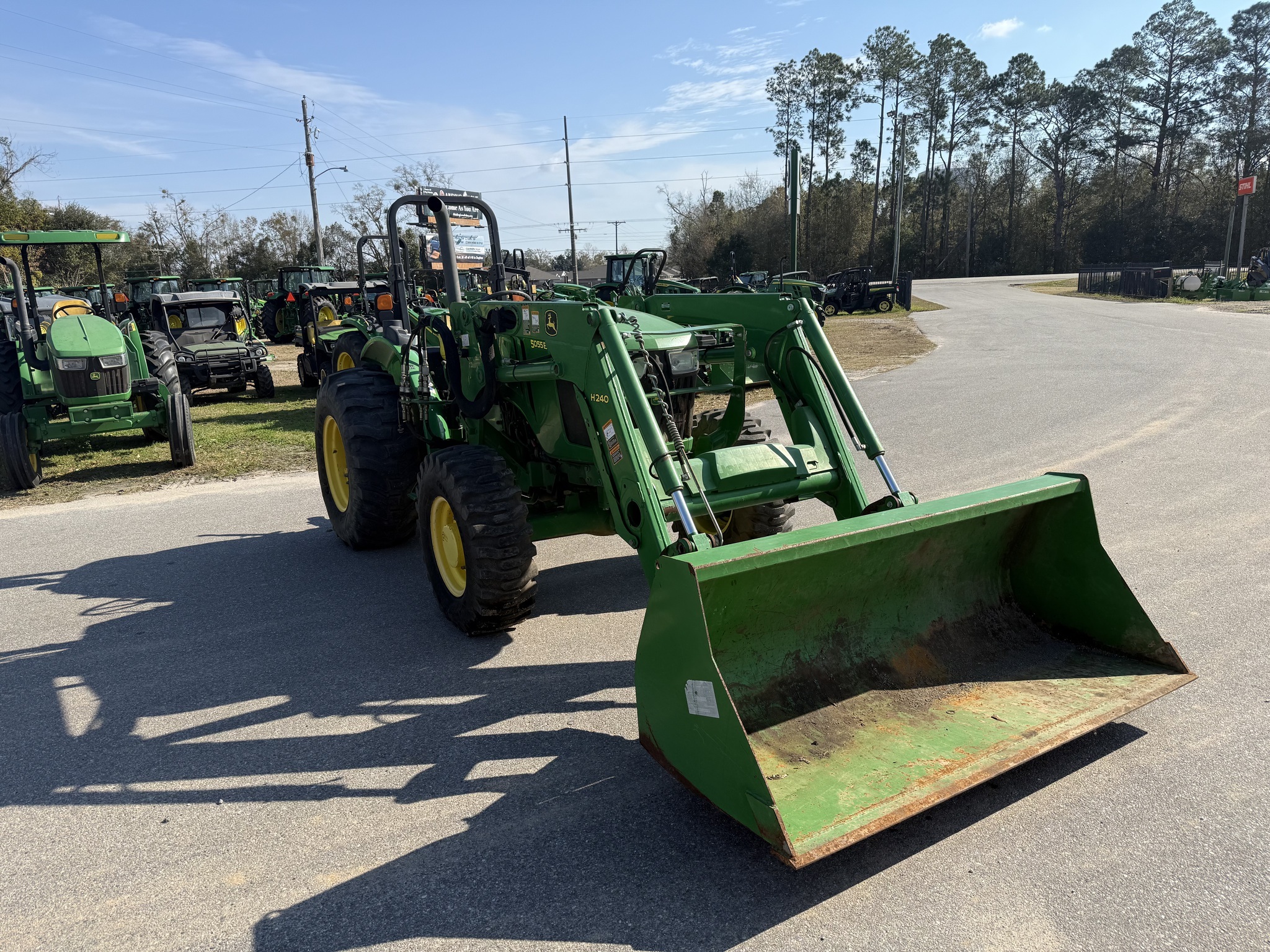 2017 John Deere 5055E Tractor