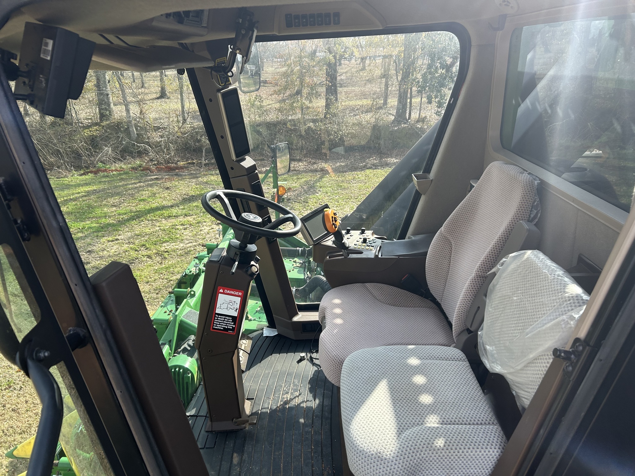 2017 John Deere CP690 Cotton Equipment