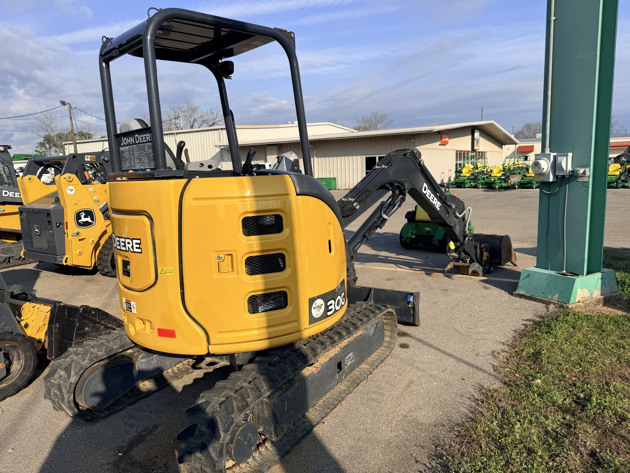 2021 Deere 30G Mini Excavator