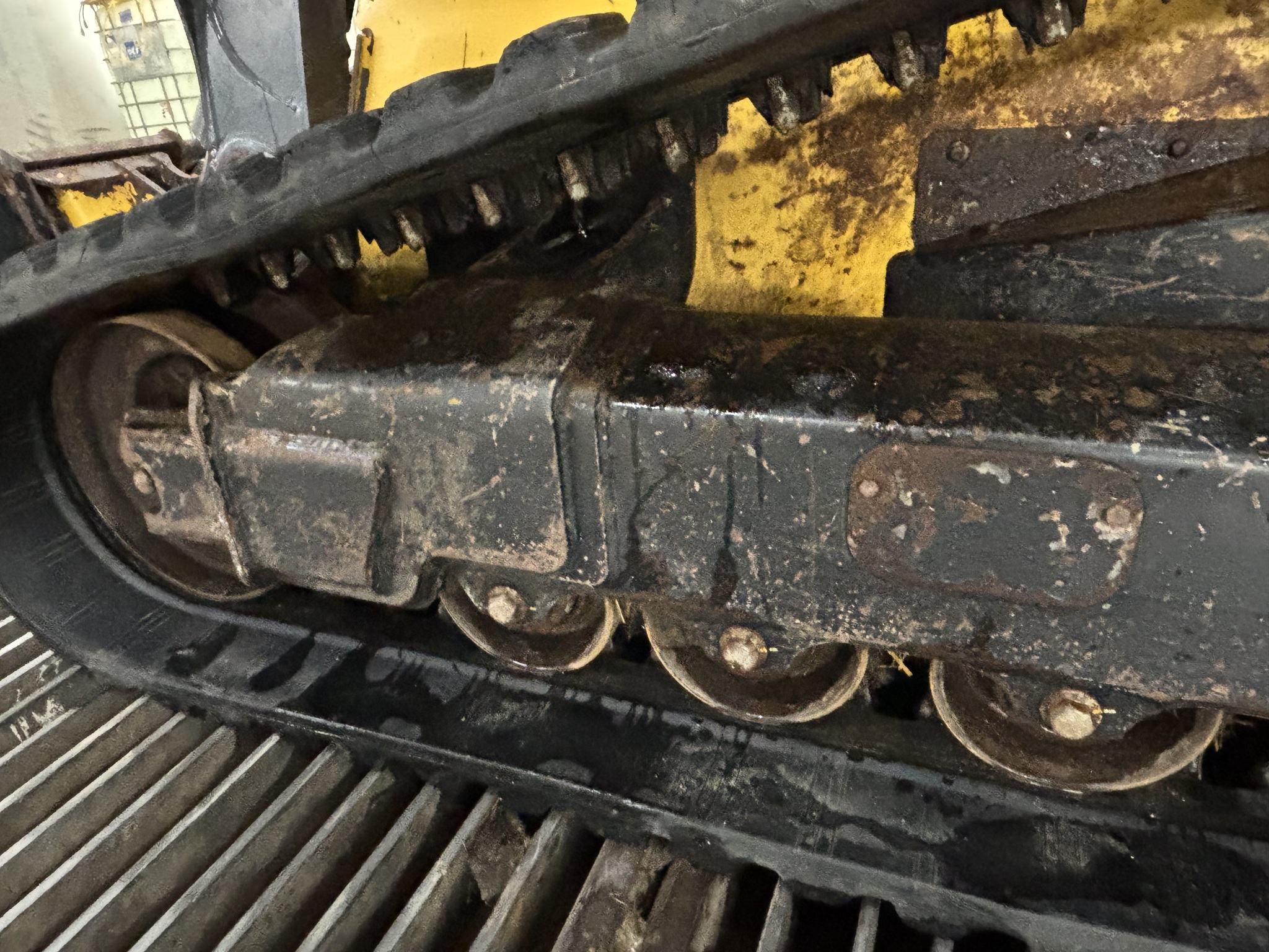 2018 Deere 333G Skid Steer