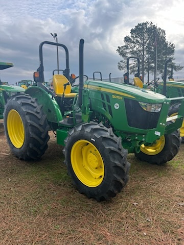 2025 John Deere 5075E Tractor