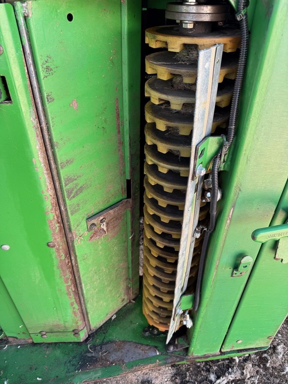 2013 John Deere 7660 Cotton Equipment