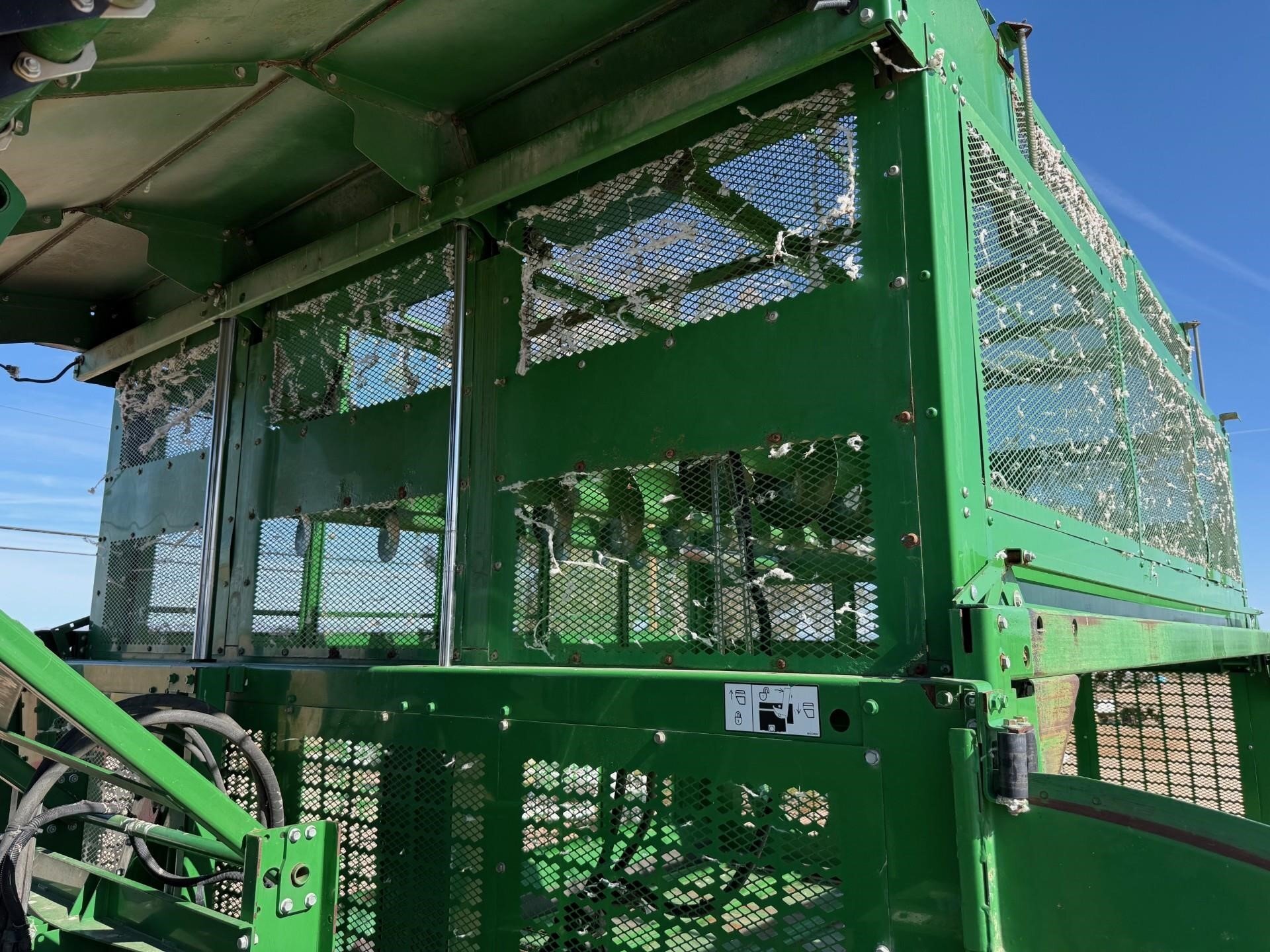 2013 John Deere 7660 Cotton Equipment