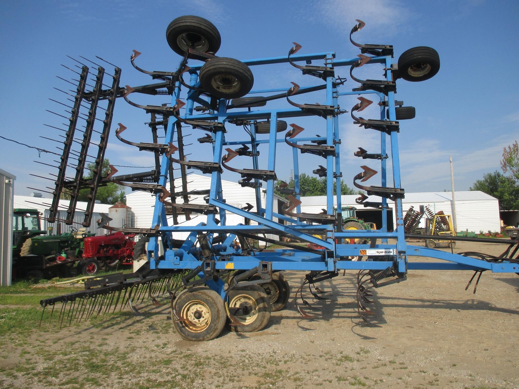  DMI Tigermate Field Cultivator
