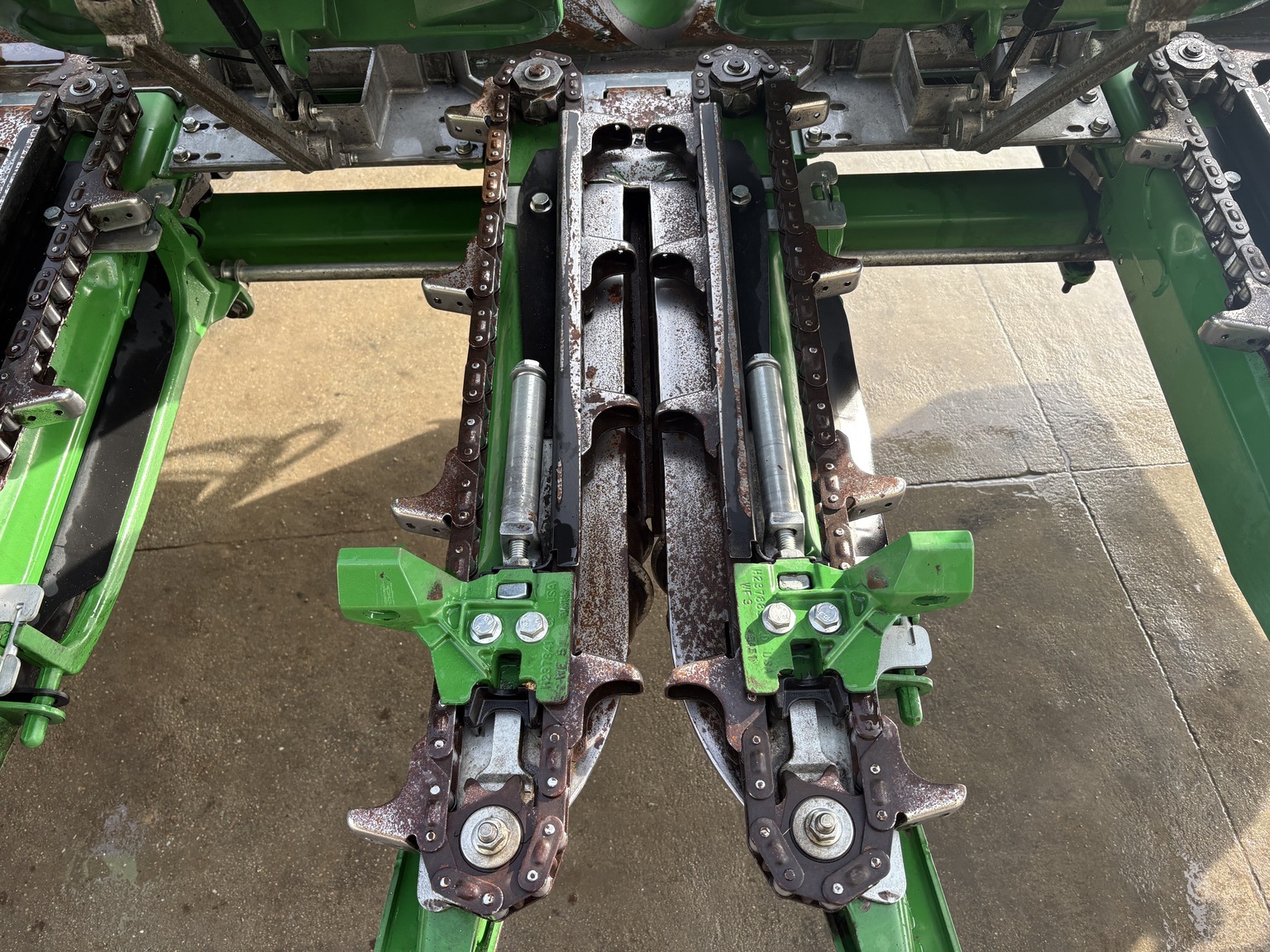 2023 John Deere C8R Corn Head