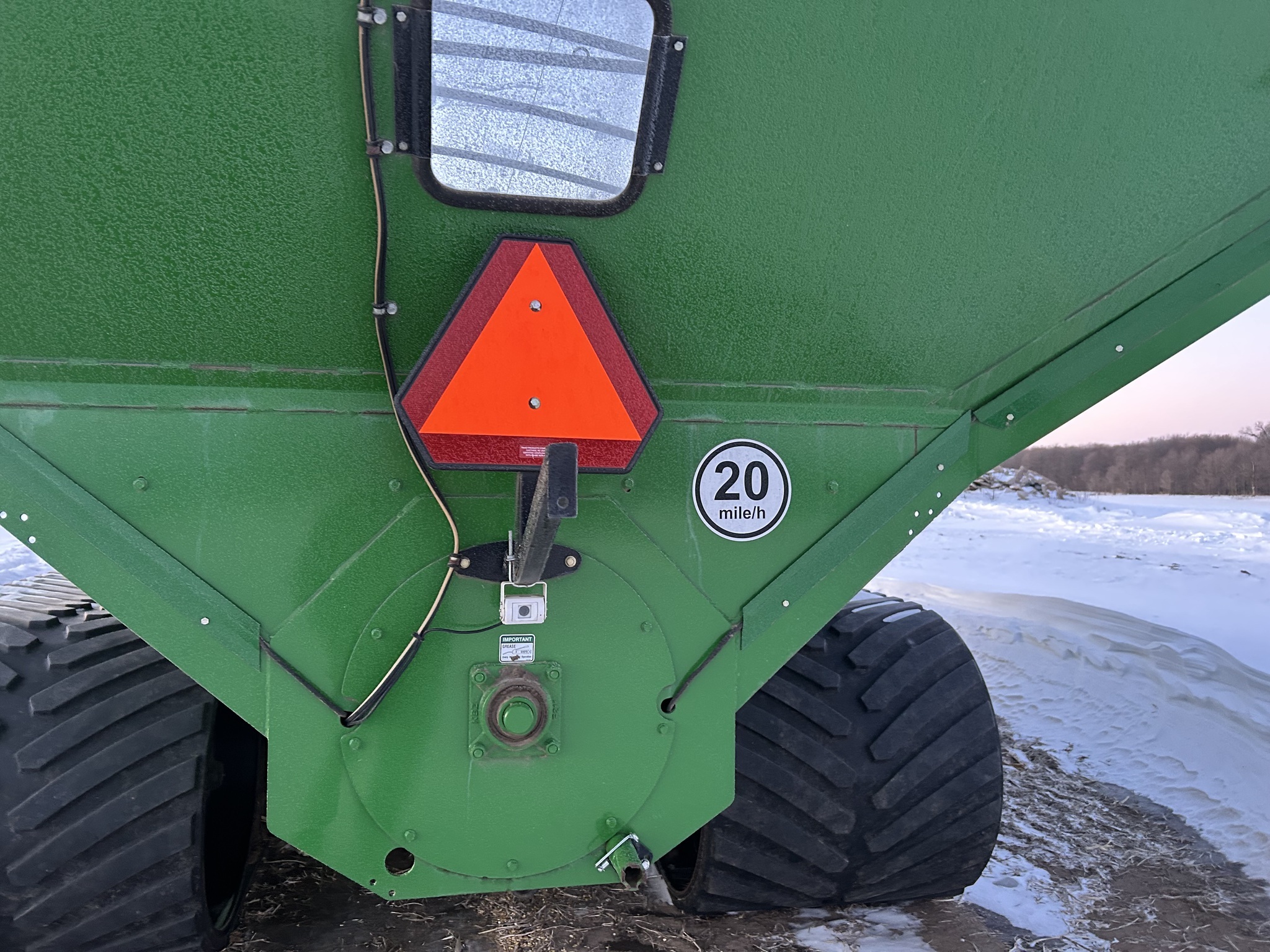 2020 Brent 1596 Grain Cart