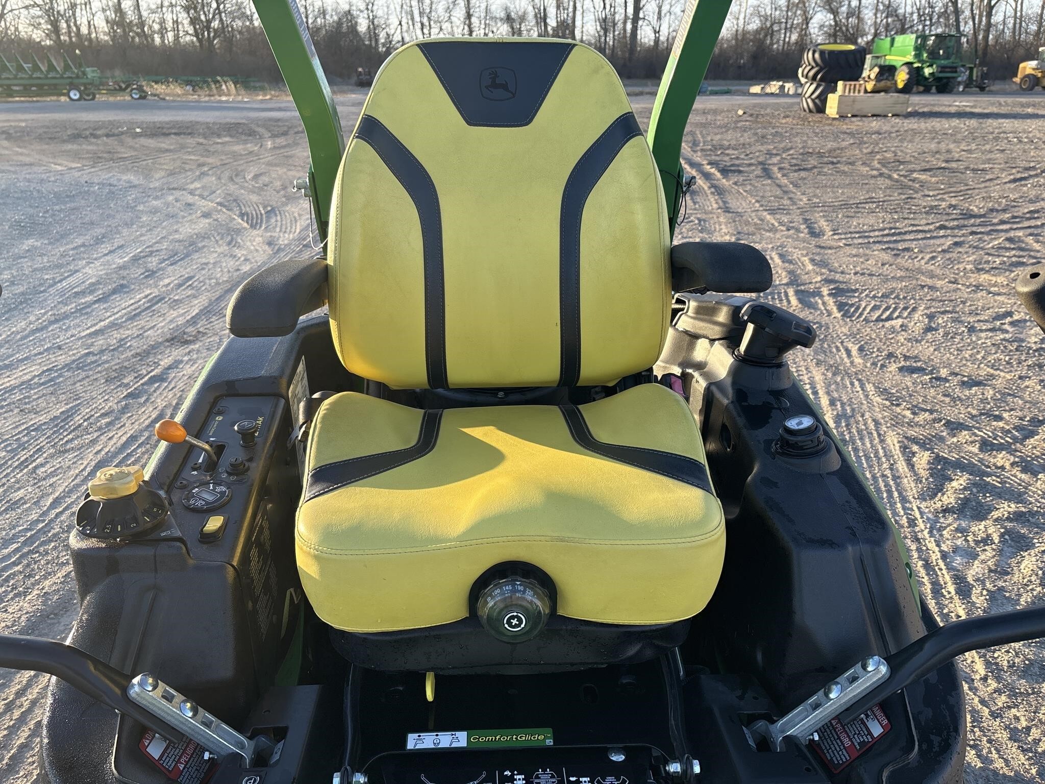 2022 John Deere Z950M Lawn Mower